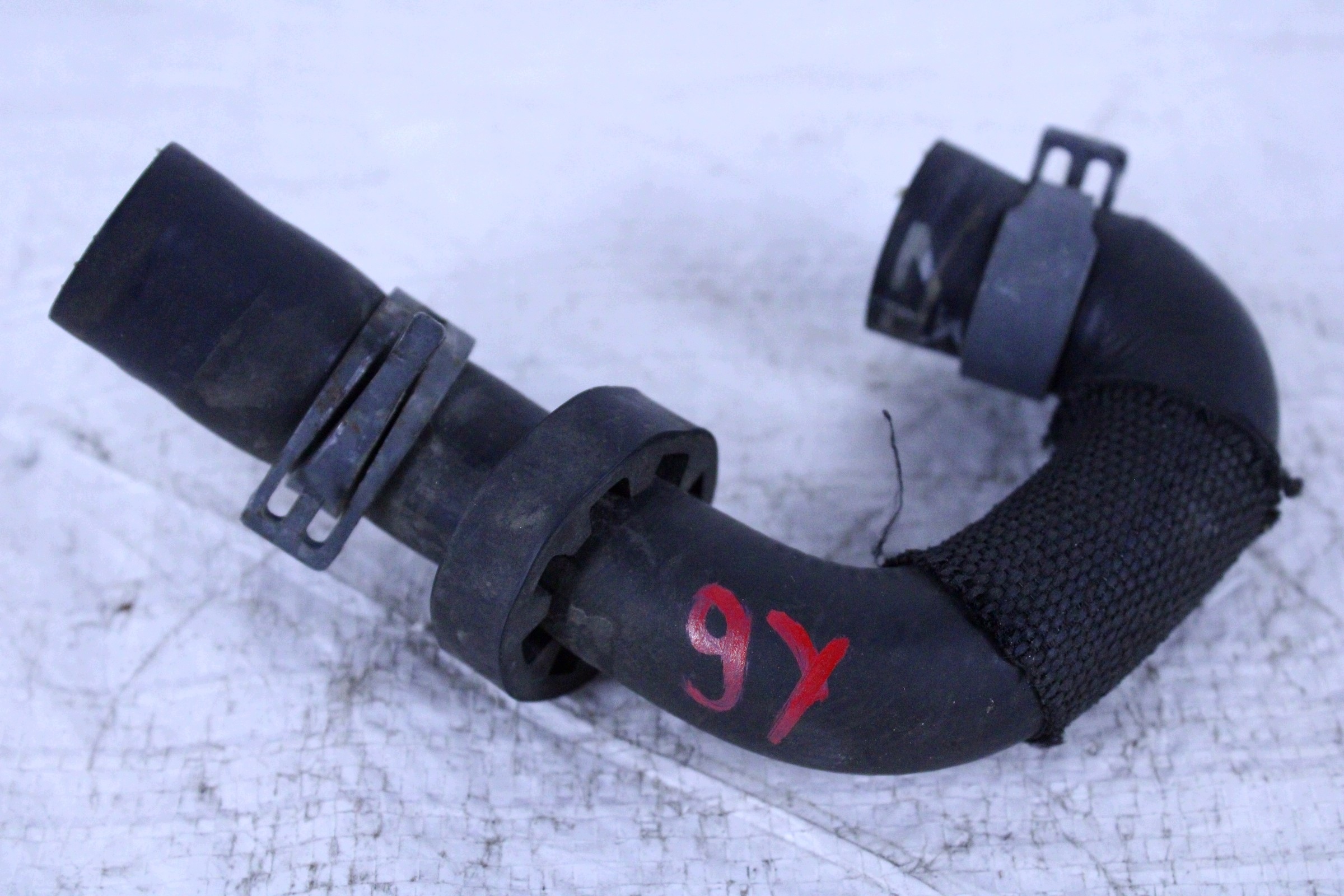 Porsche Cayenne 9Y0 9Y3 Durite Refroidissement image 2