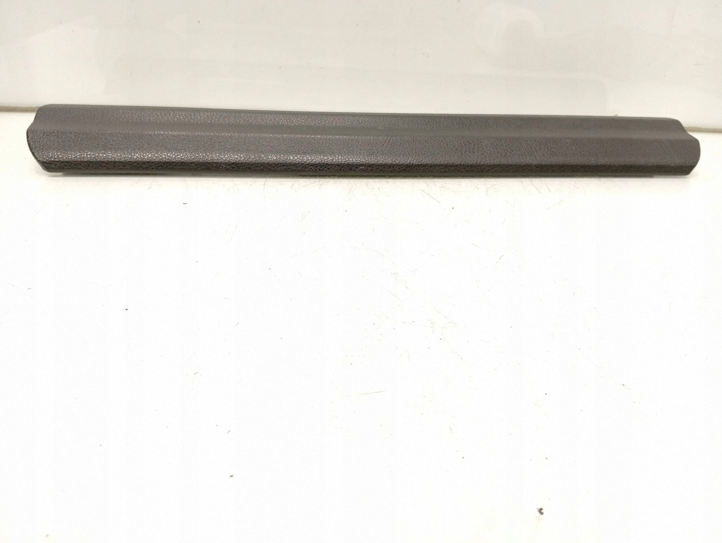 2011 BMW 5 GT F07 Front Door Sill Plate