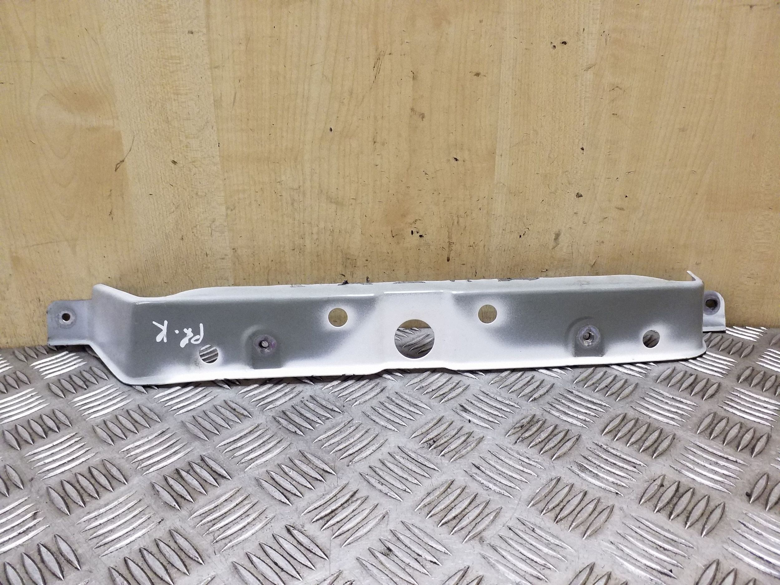 Opel Antara Stänkskydd Fram Höger Begagnad OEM VAL134459 image 2