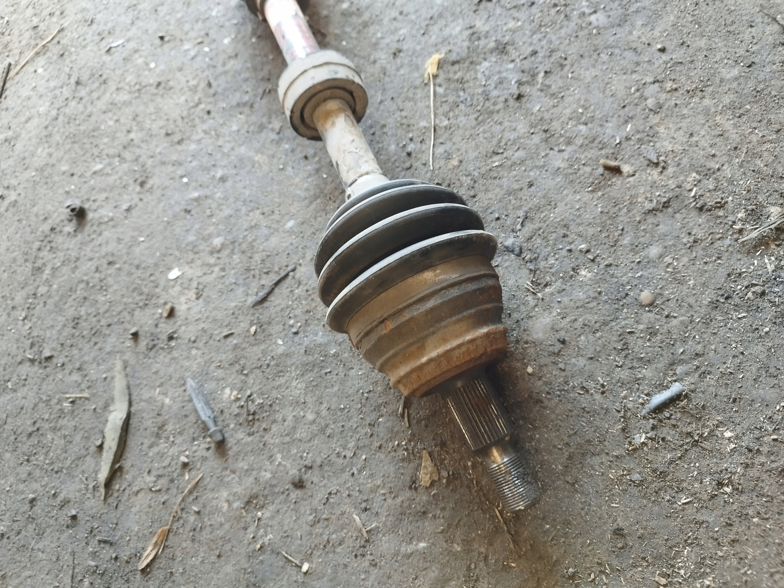 VW New Beetle Golf IV Bora Drive Shaft Left