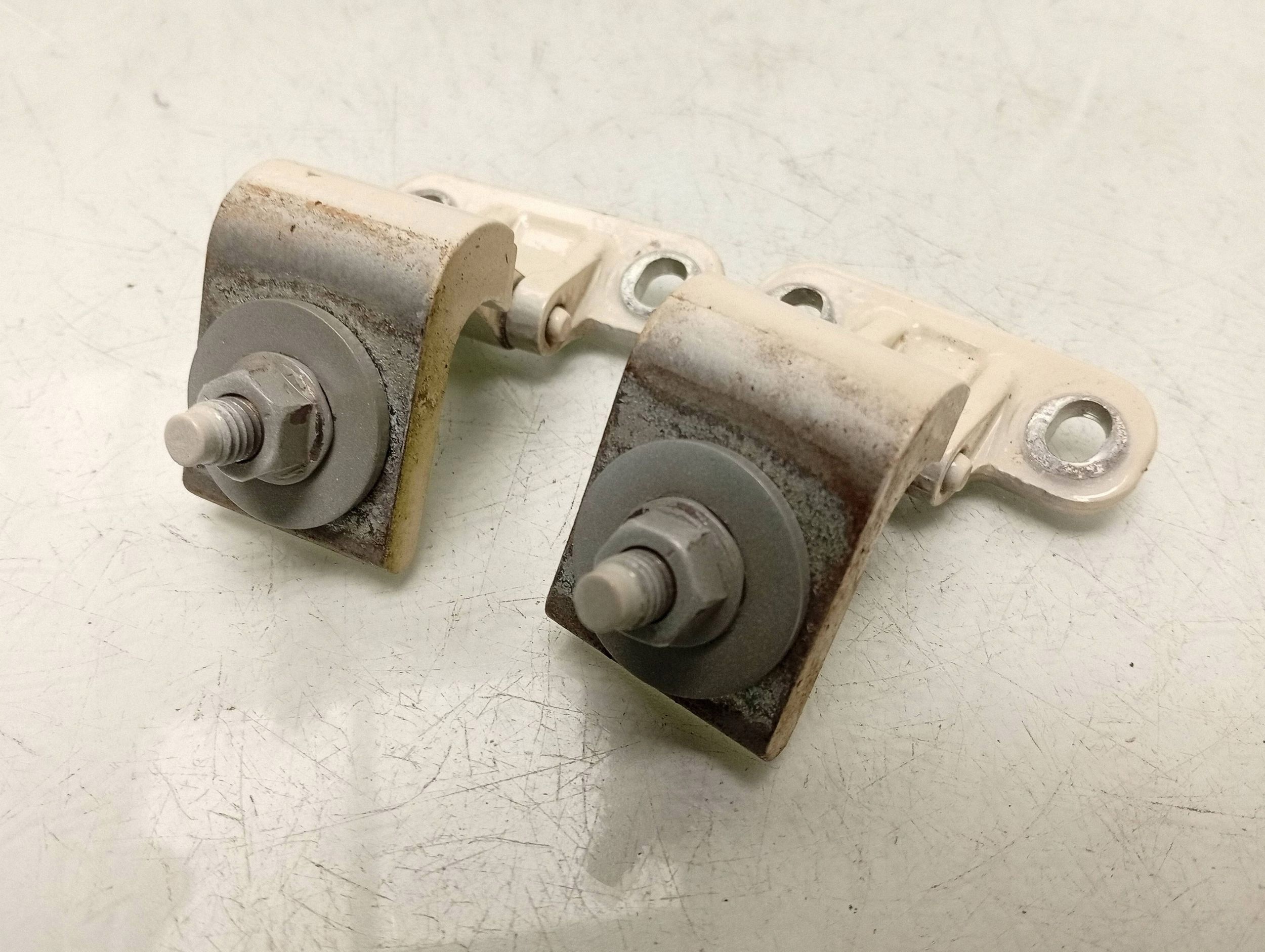 VW Passat B8 Taka klapa - käytetty OEM FRC139009