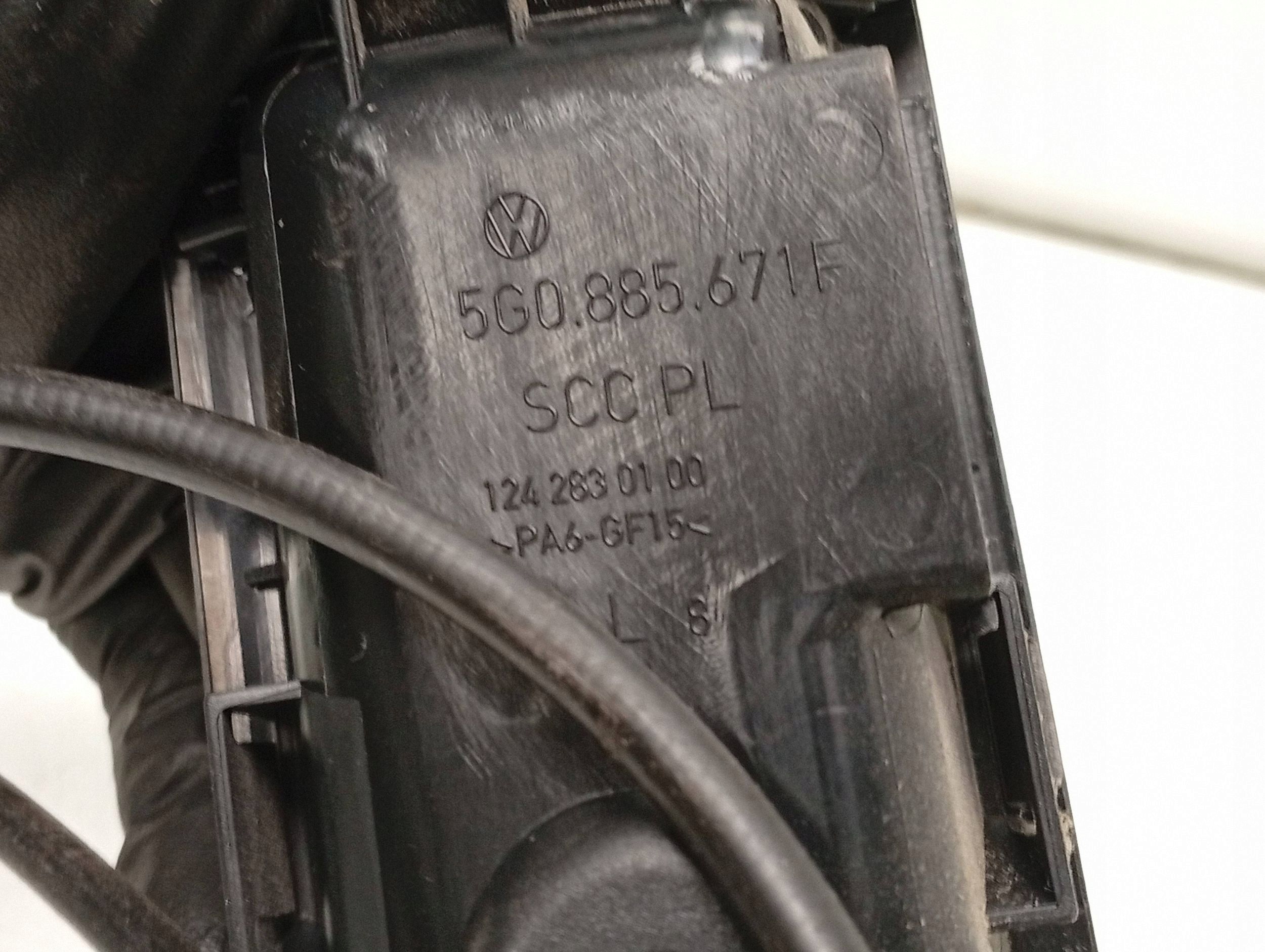 Poignée réglage dossier VW Passat B8 2016 OE 5G0885671F image 6
