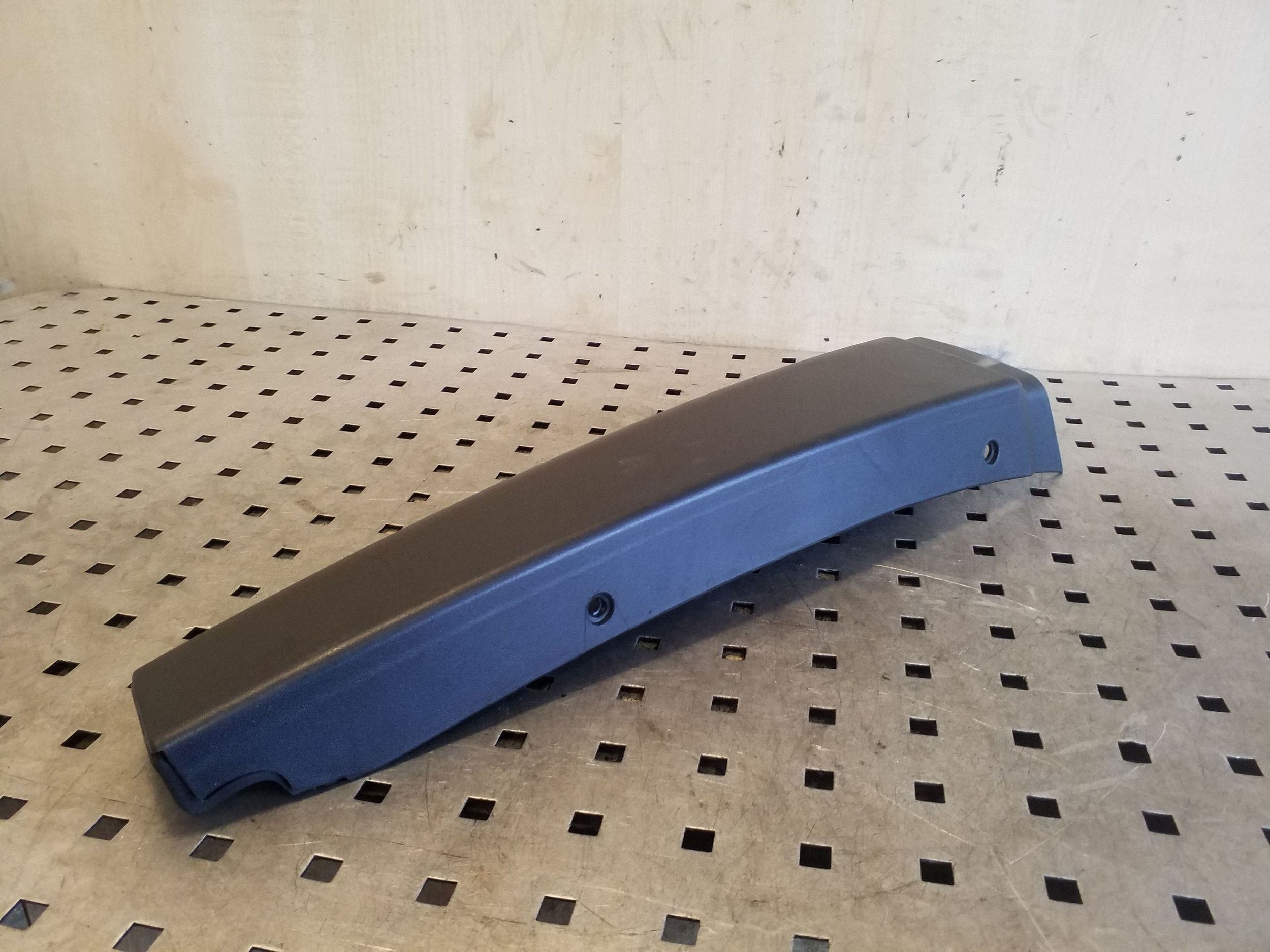 SEAT Leon (1P) Garniture de porte droite 1P0853290B