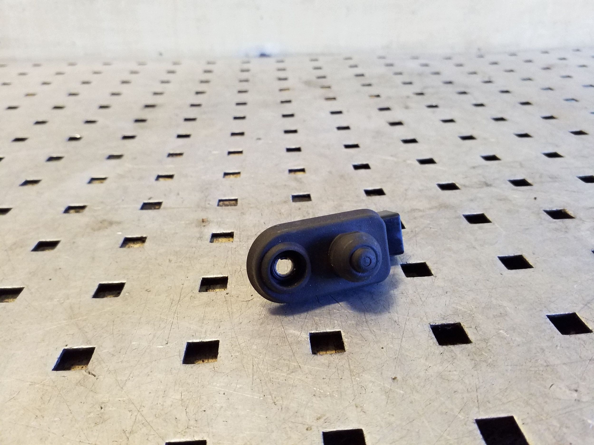 Sensor de Abertura da Porta Traseira Esquerda Mitsubishi Outlander CS253 image 2