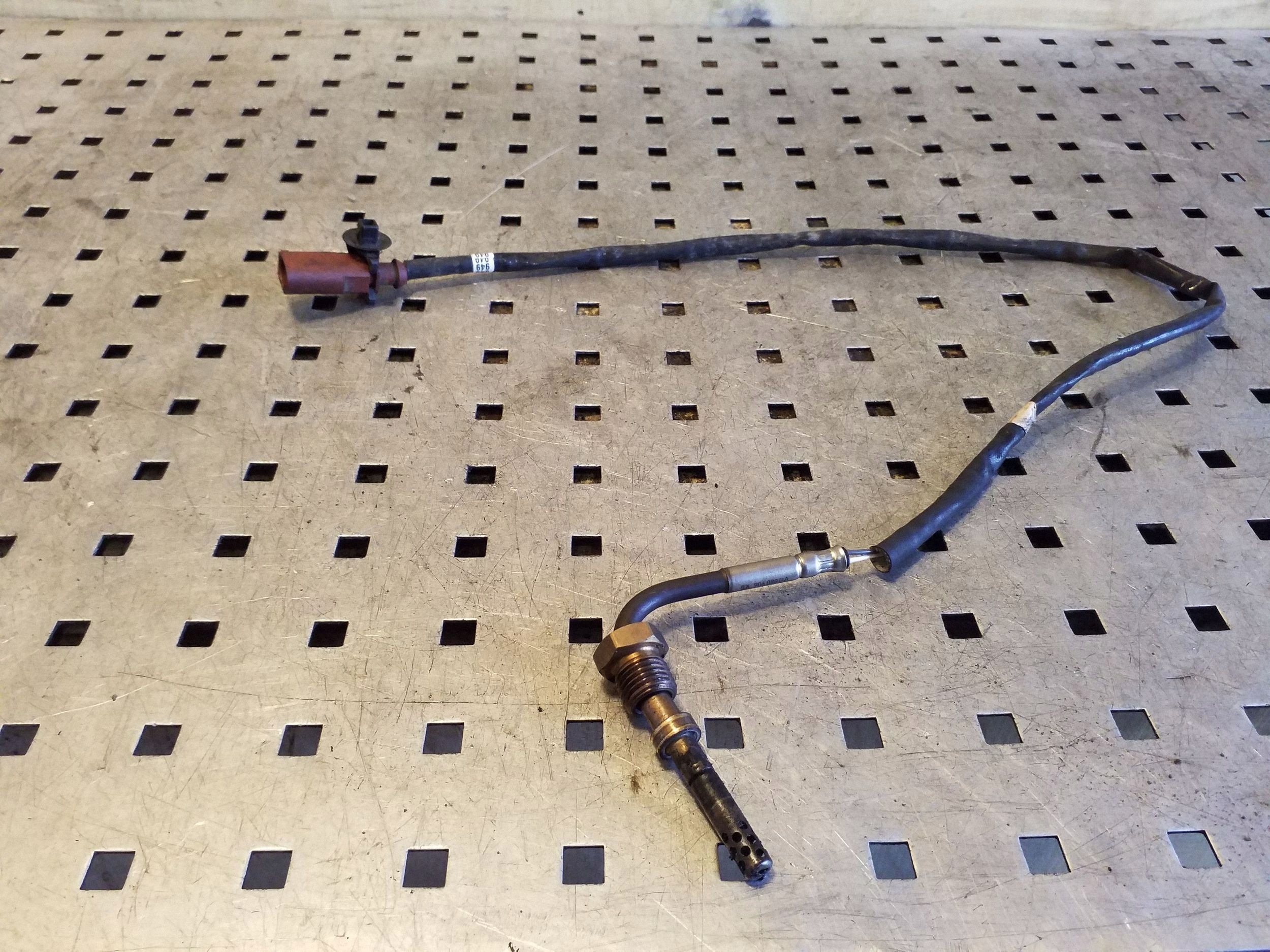 Sensor Temperatura Gases Escape VW 03L906088BA image 2