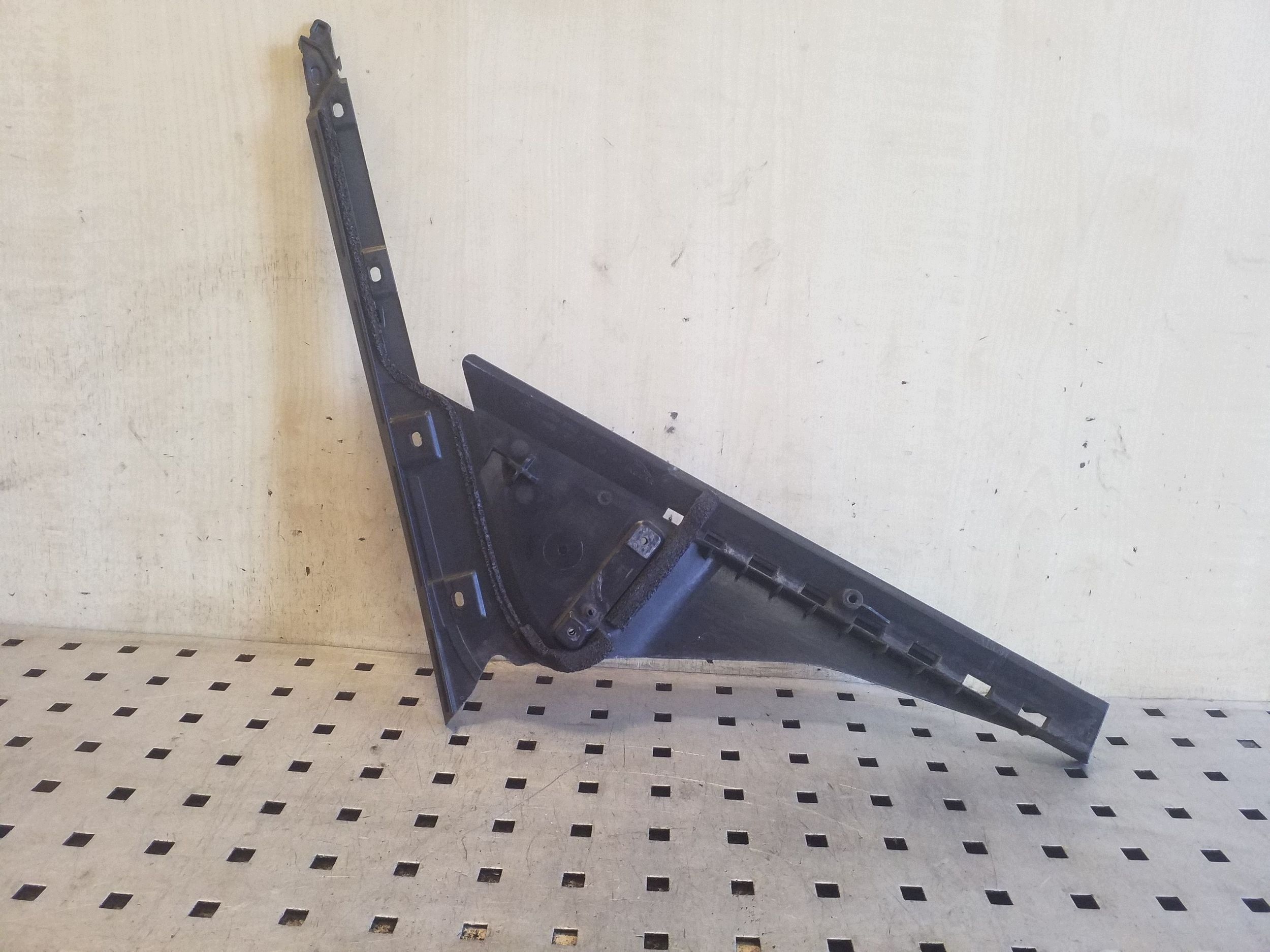 JAGUAR XJL ELEMENT OF DOOR TERMS PAGE AW9320945AE