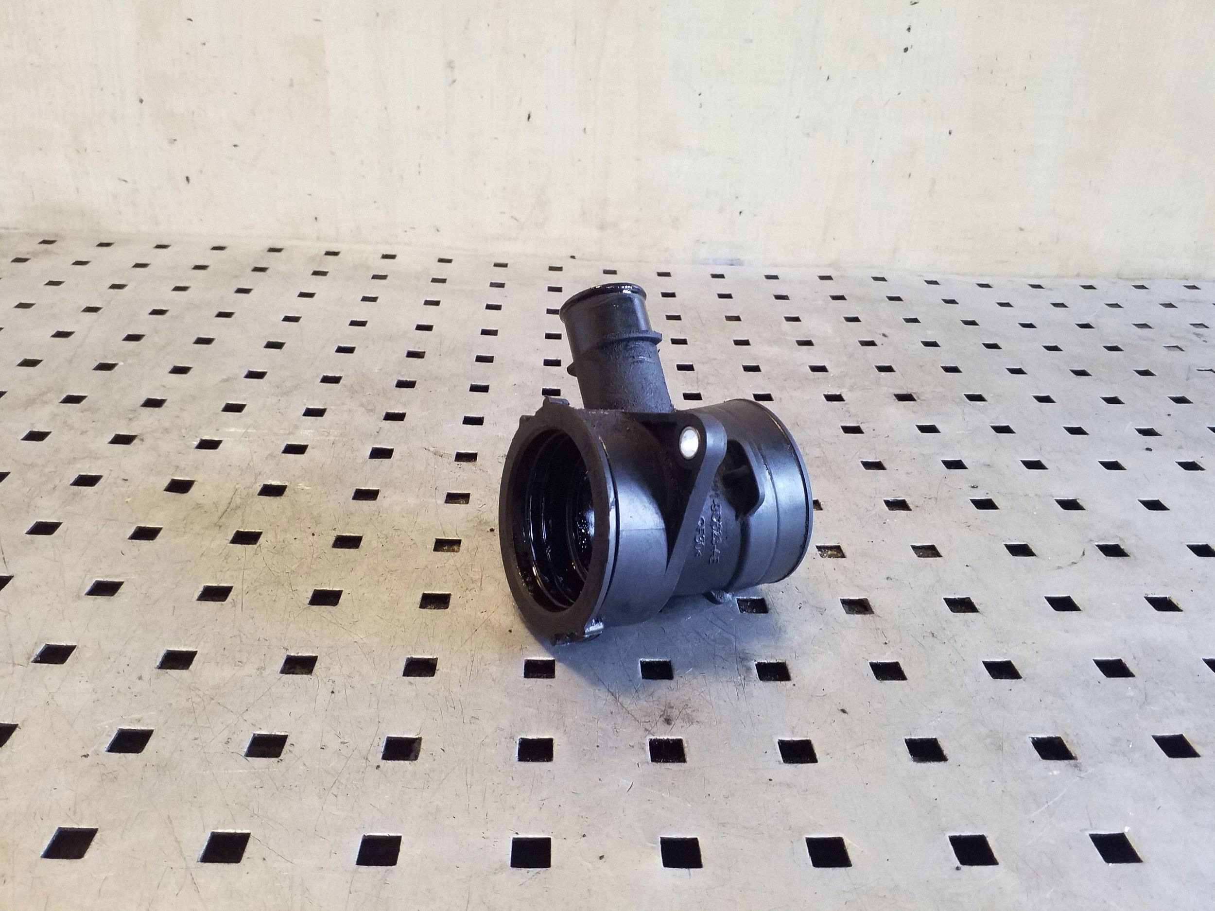 Ford AV21-9C623-AE Usado image 2