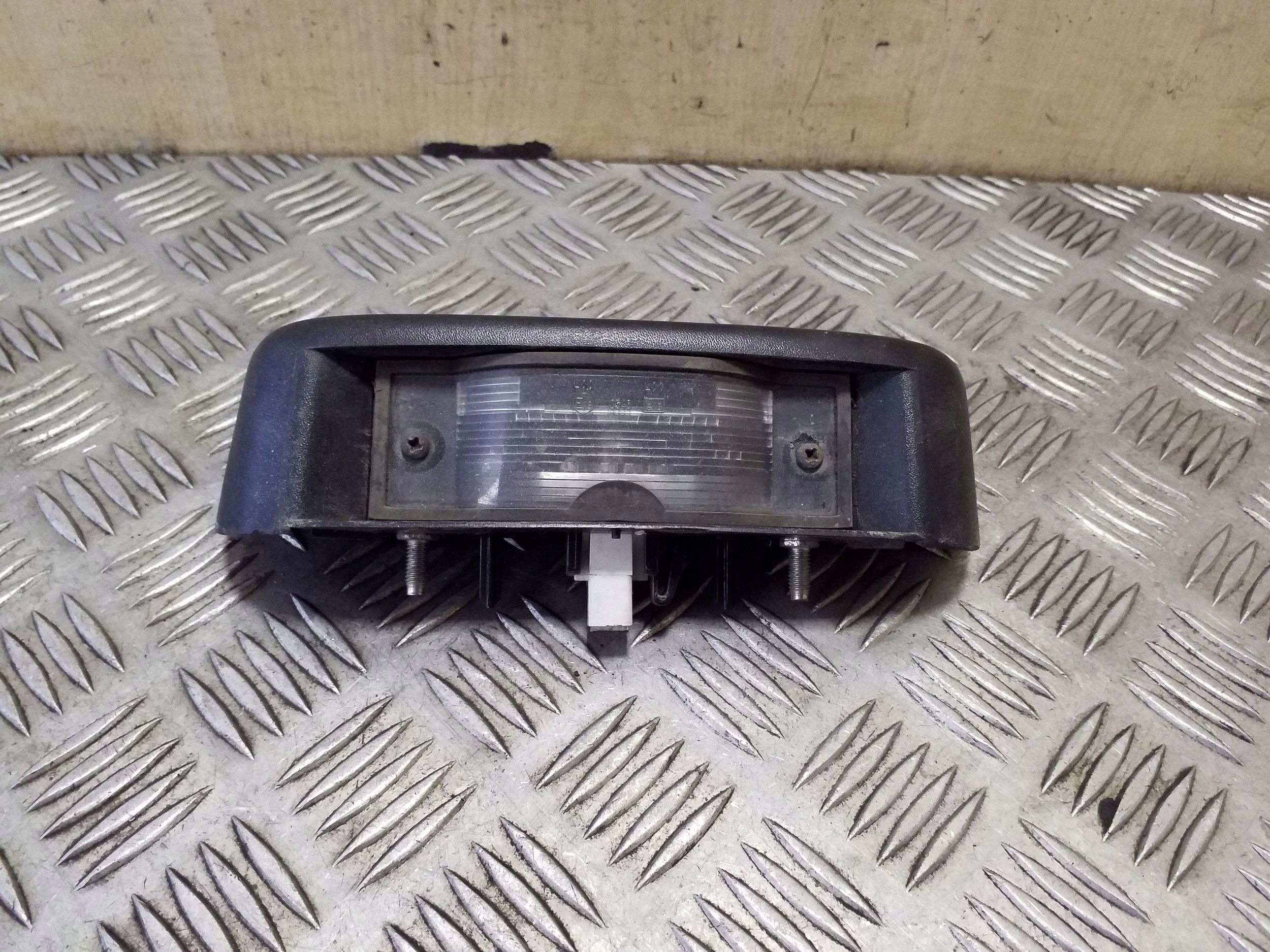 Lampe plaque Renault Trafic 8200434687 image 2