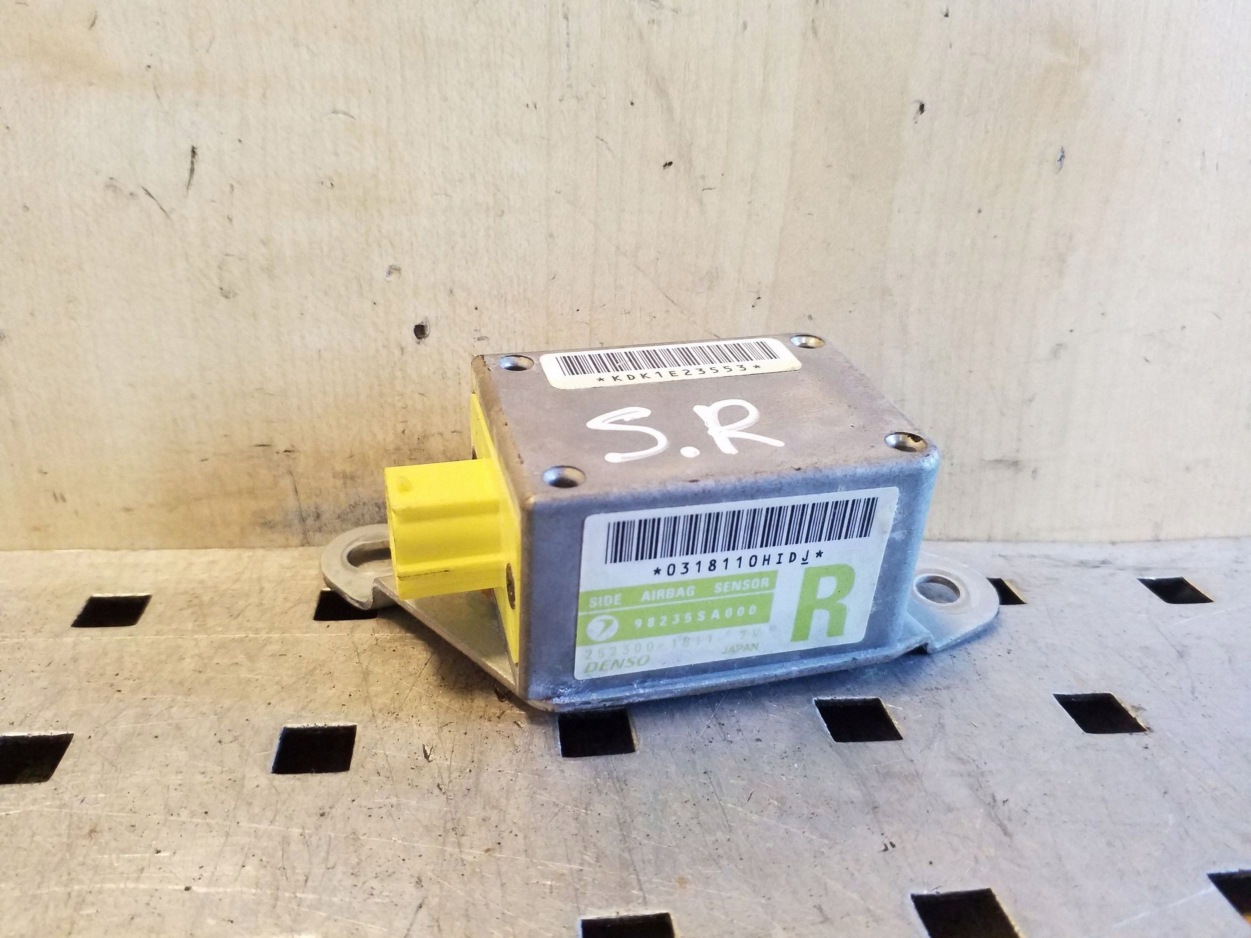 Subaru Forester iskupäällikkö 98235SA000 image 3