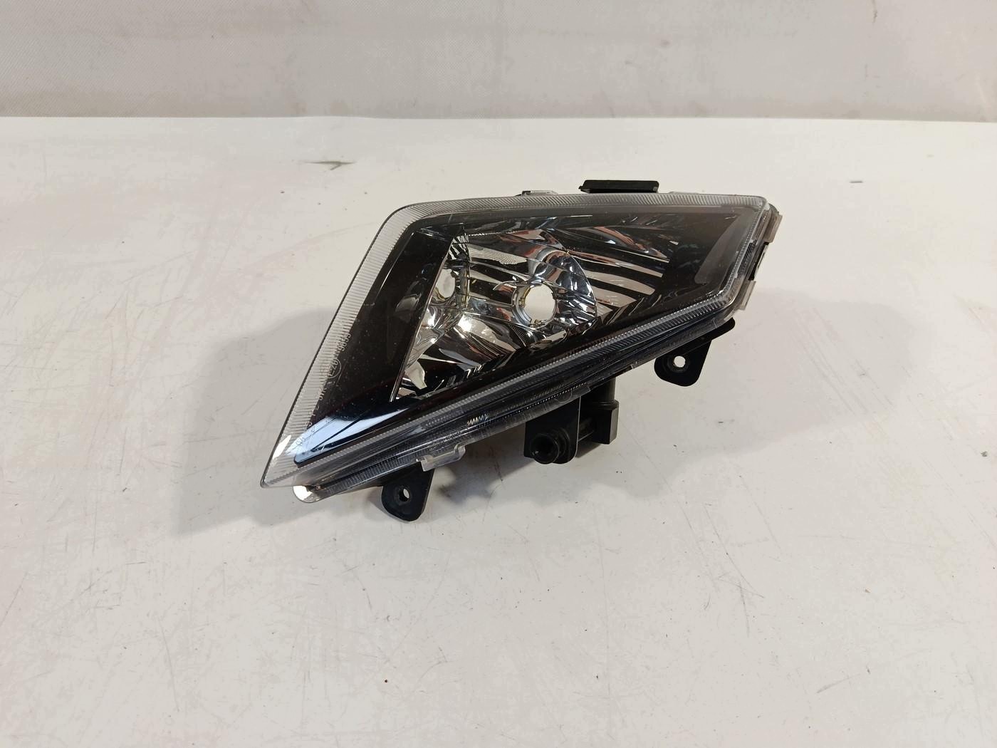 Farol Dianteiro Esquerdo SEAT Ibiza 2018-> 6F0941701A image 2