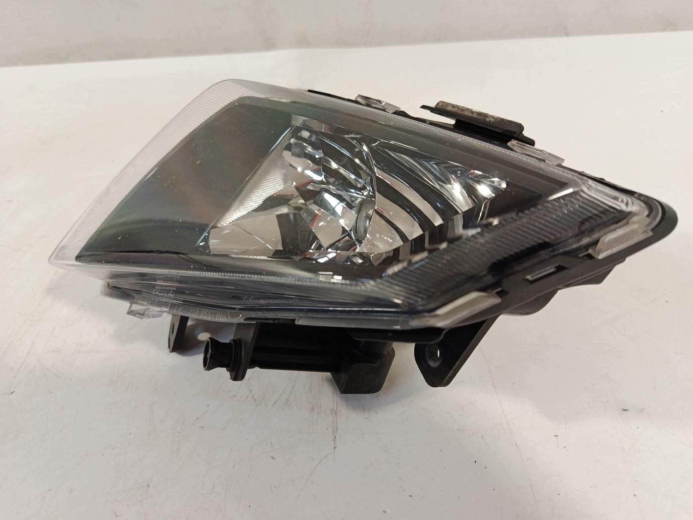 Farol Dianteiro Esquerdo SEAT Ibiza 2018-> 6F0941701A image 3