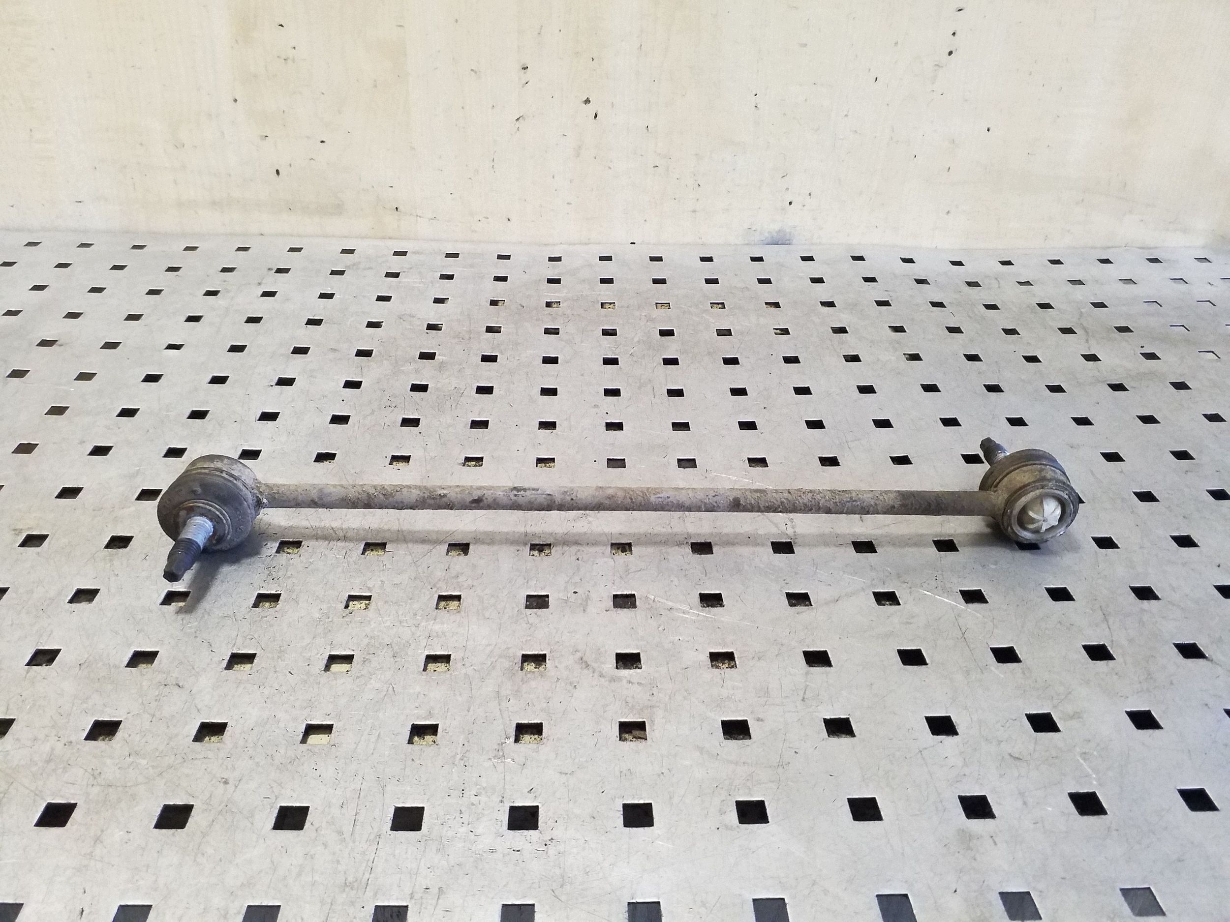 Citroen C4 Grand Picasso Front Stabilizer Link Right VAL204879 image 2