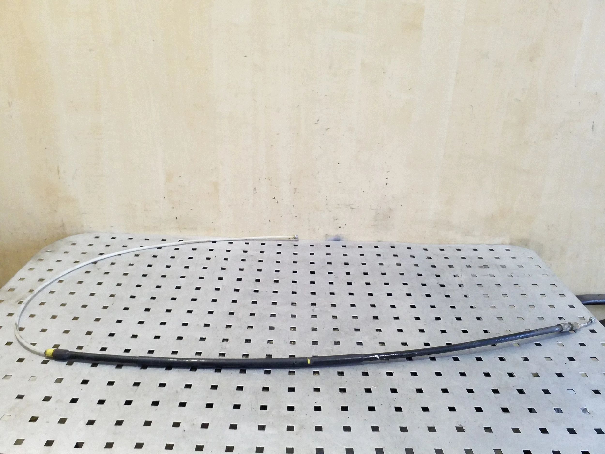 BMW X1 E84 Cable Freno Mano Izquierdo image 2