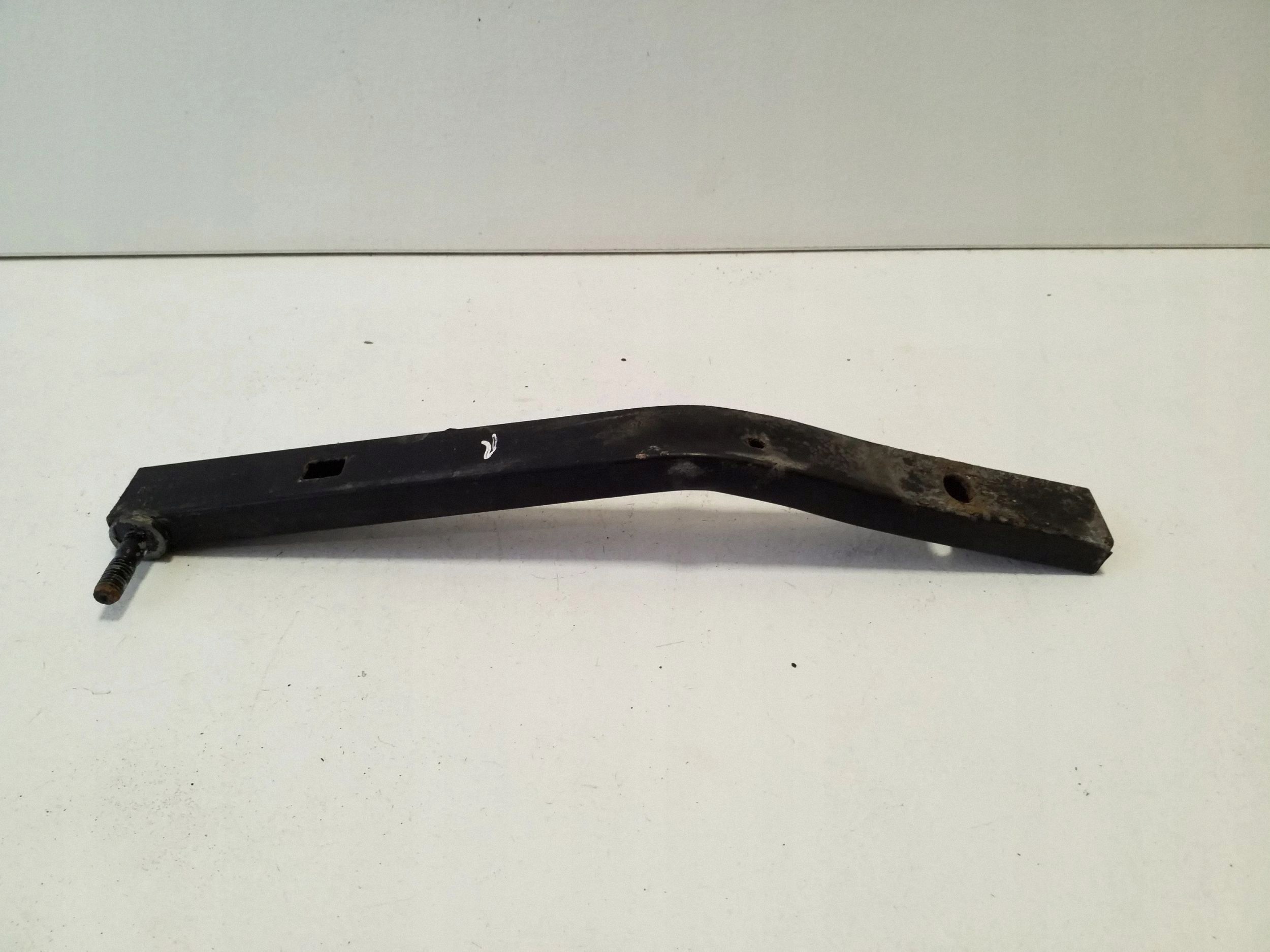 Support radiateur Audi A4 B7 8K0805528A 2.7 TDI 2010 image 2