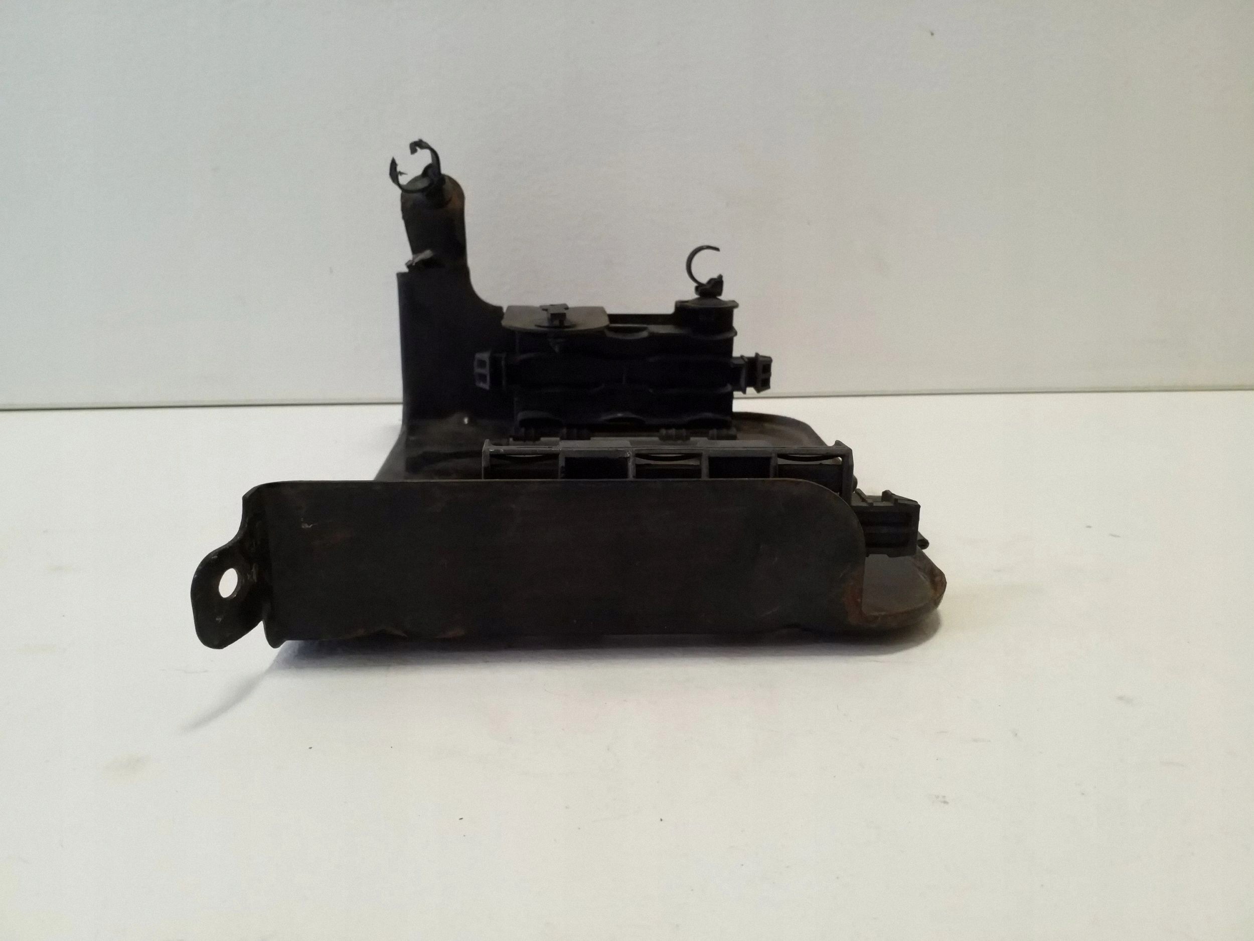 2011 VW Amarok Engine Computer Mount 2H0907645A image 3