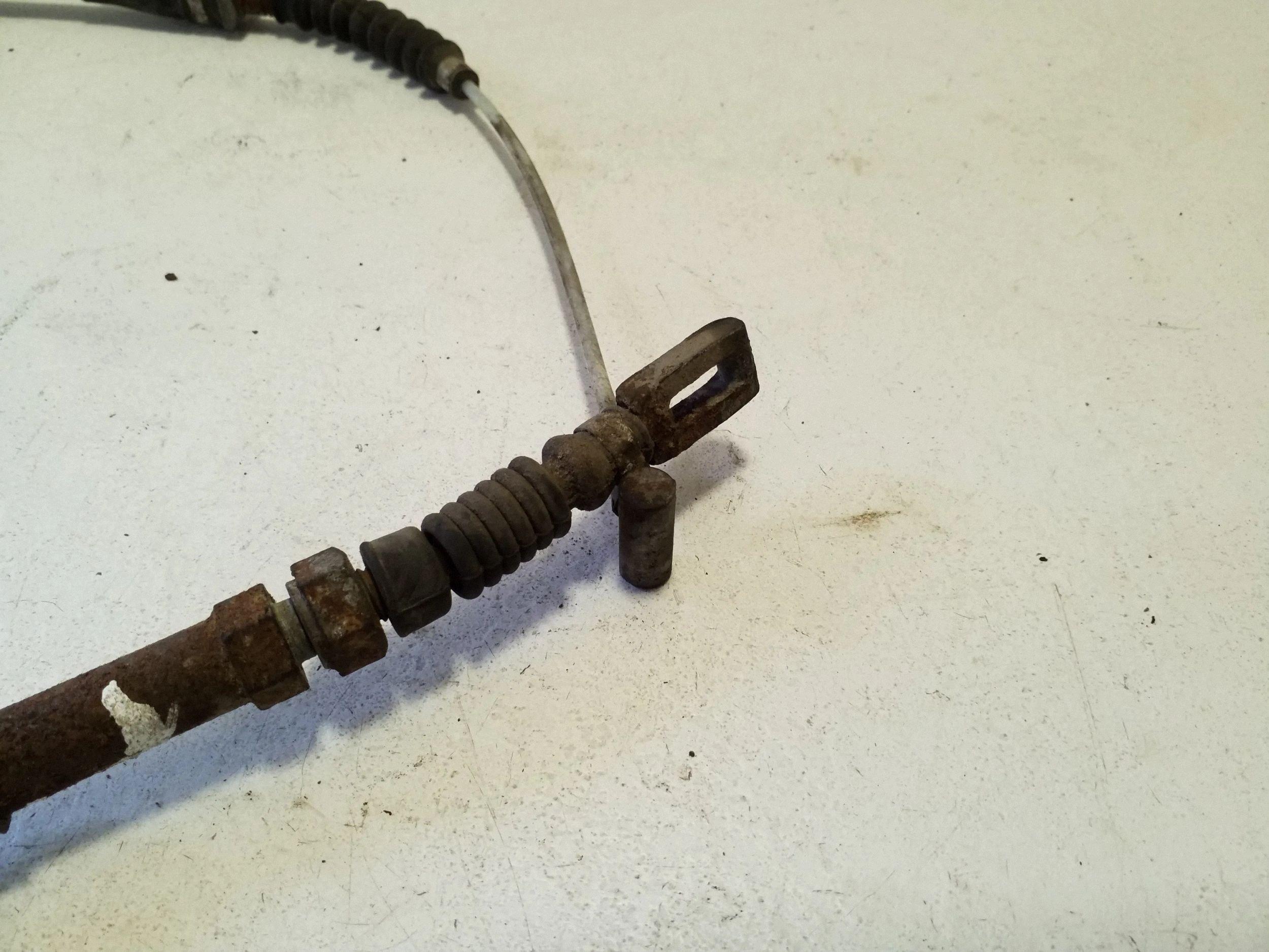 IVECO DAILY 5TH GEN HANDREMKABEL LINKS 5802259916 image 3
