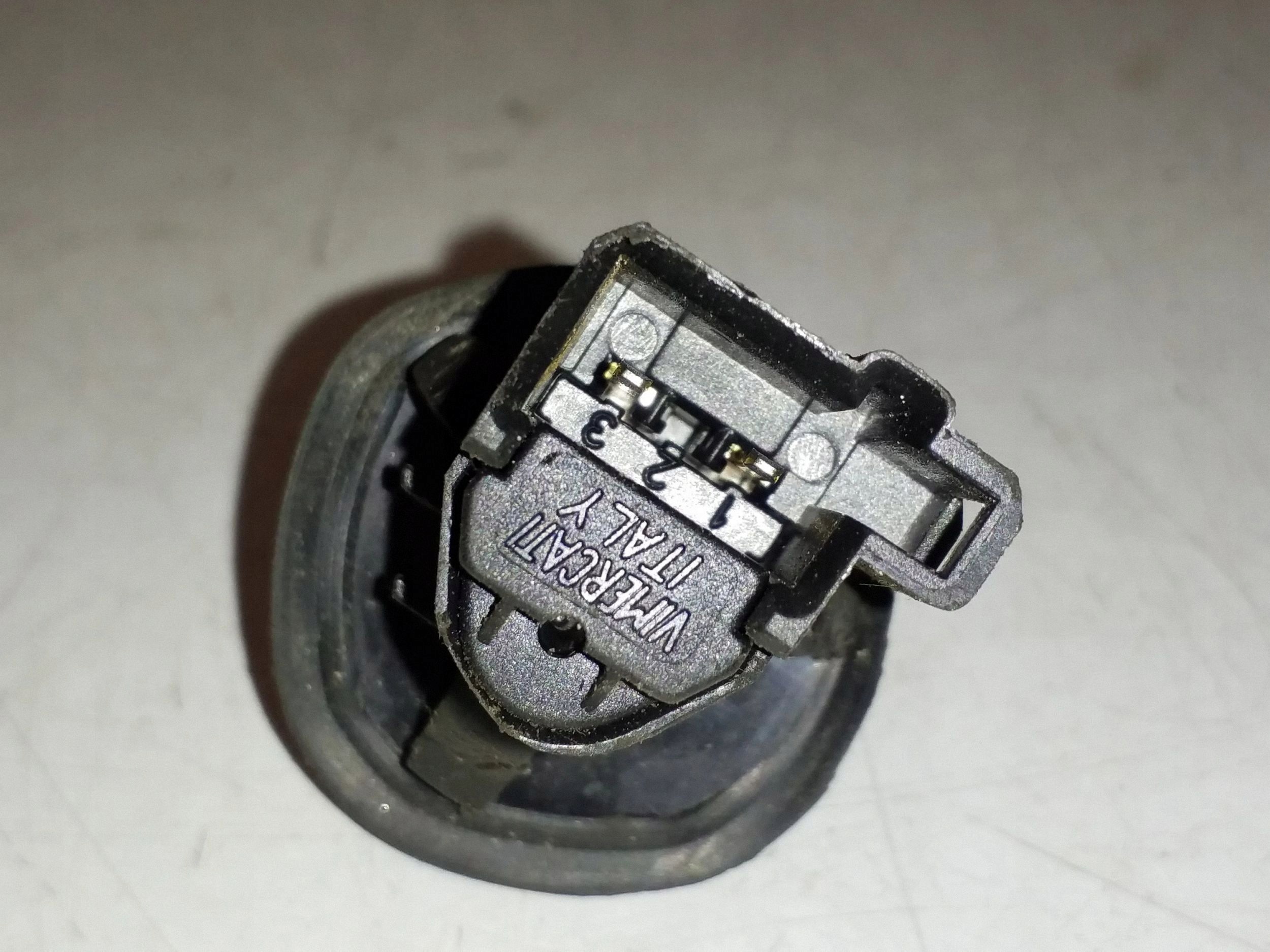 Capteur d'ouverture de porte Renault OE 7700831090 image 3