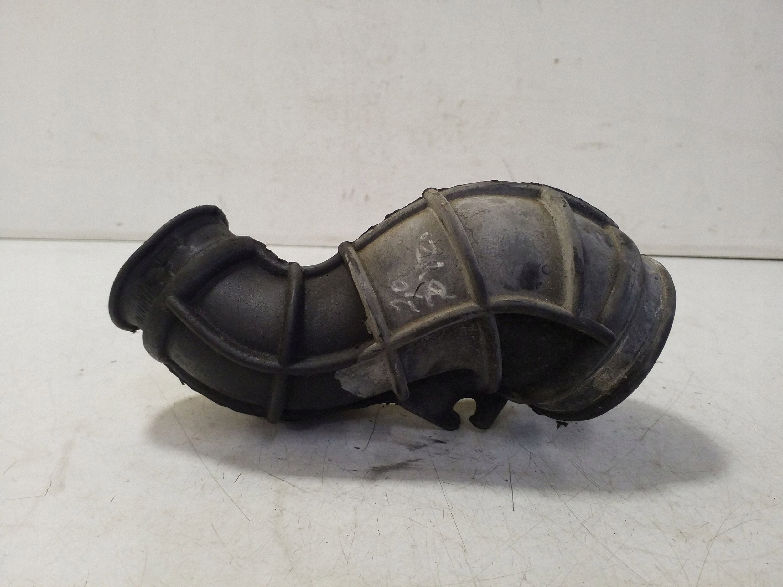 Opel Astra G turbiinin imuputki 90530768