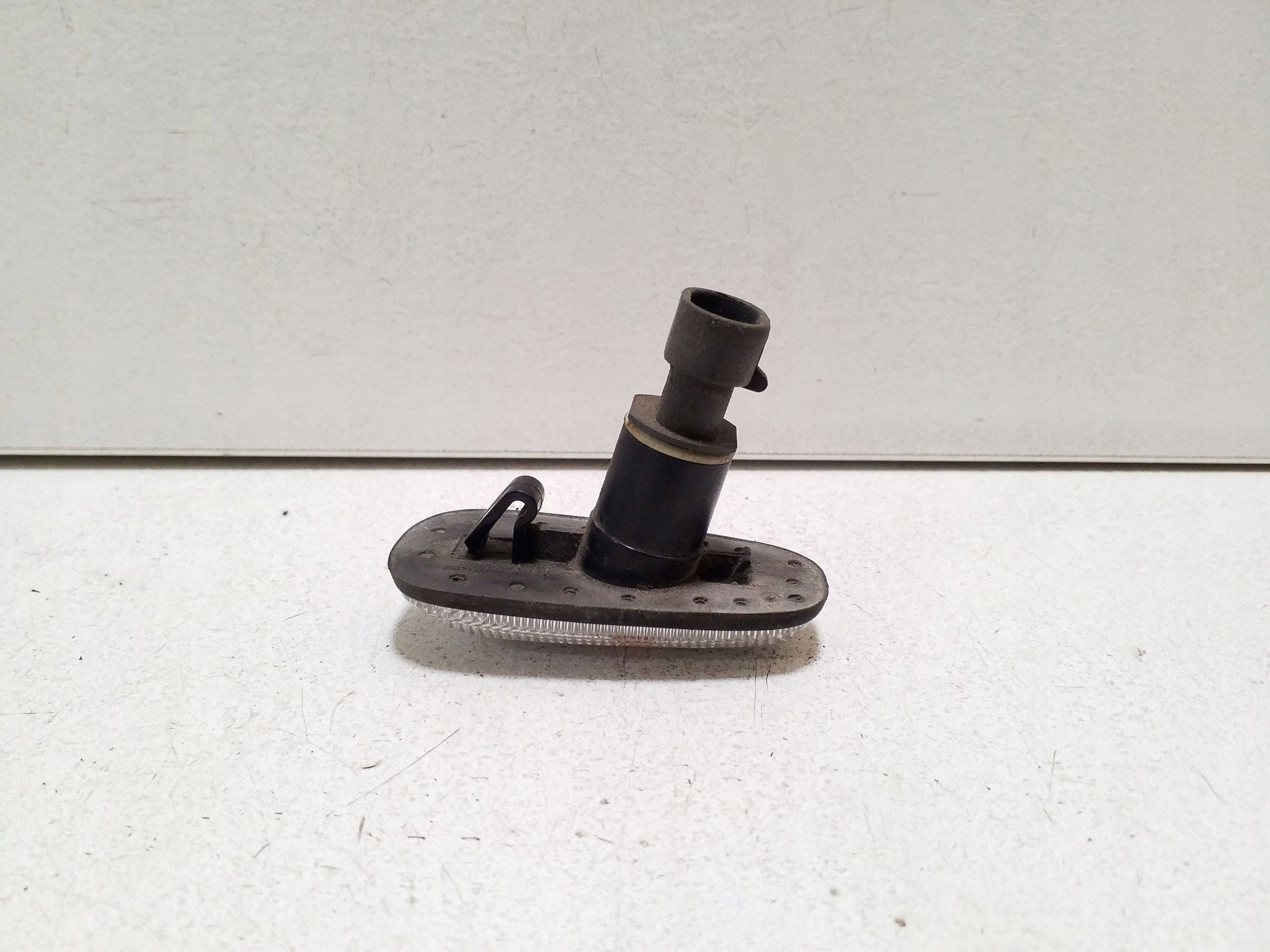 2001 Opel Astra G Direction indicator in mud 09133062