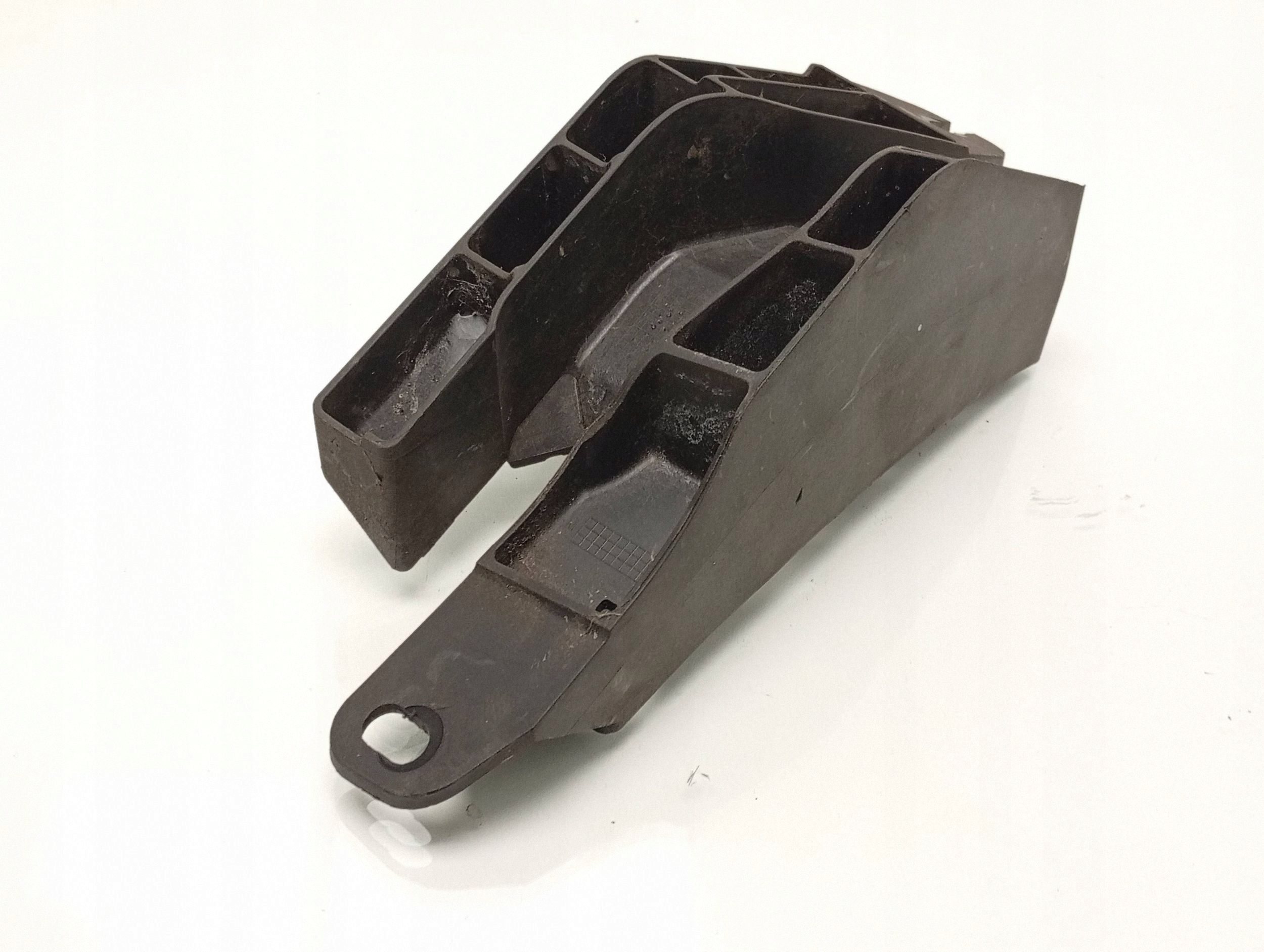 Support de radiateur Mercedes A W176 2016 A2466260200 image 2