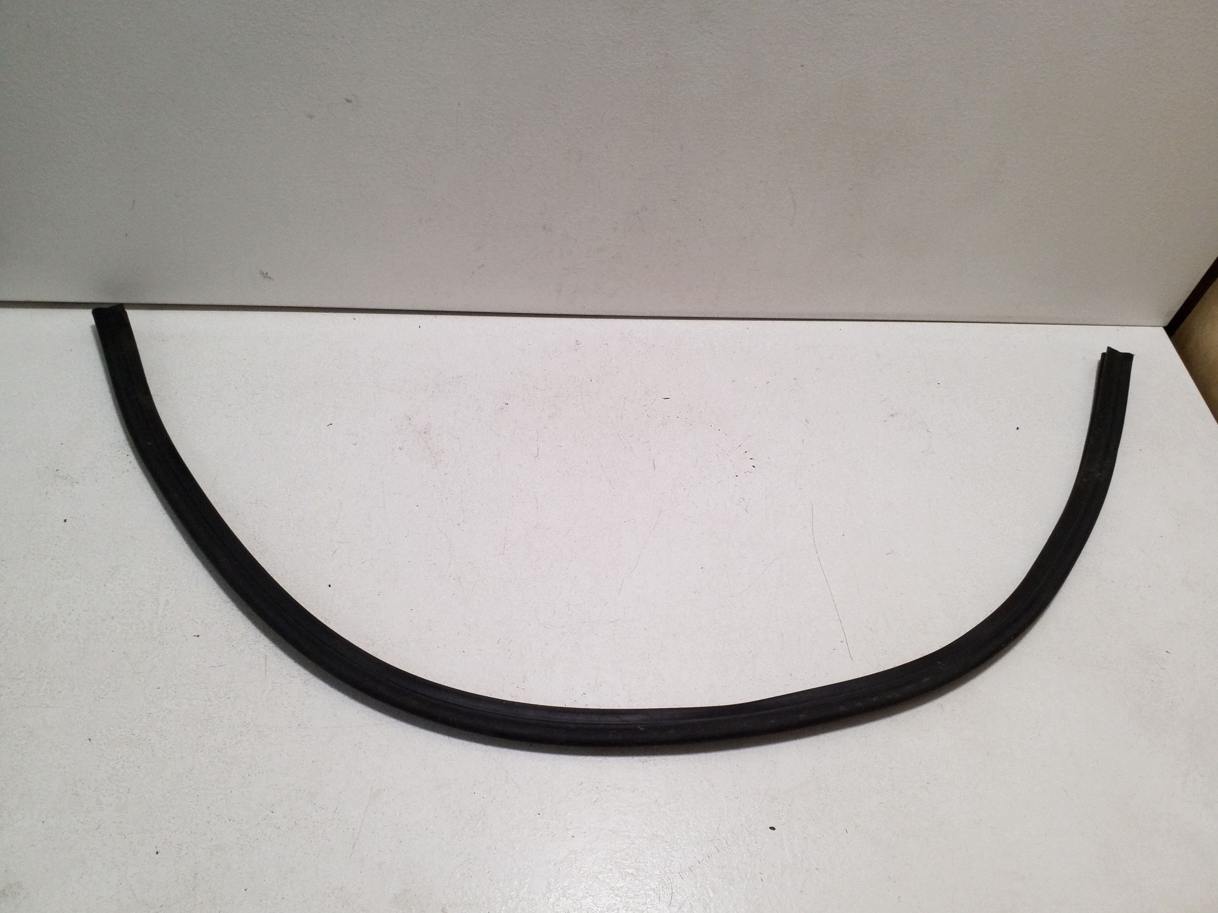 Guarnizione cofano VW Sharan VAL287689 image 2