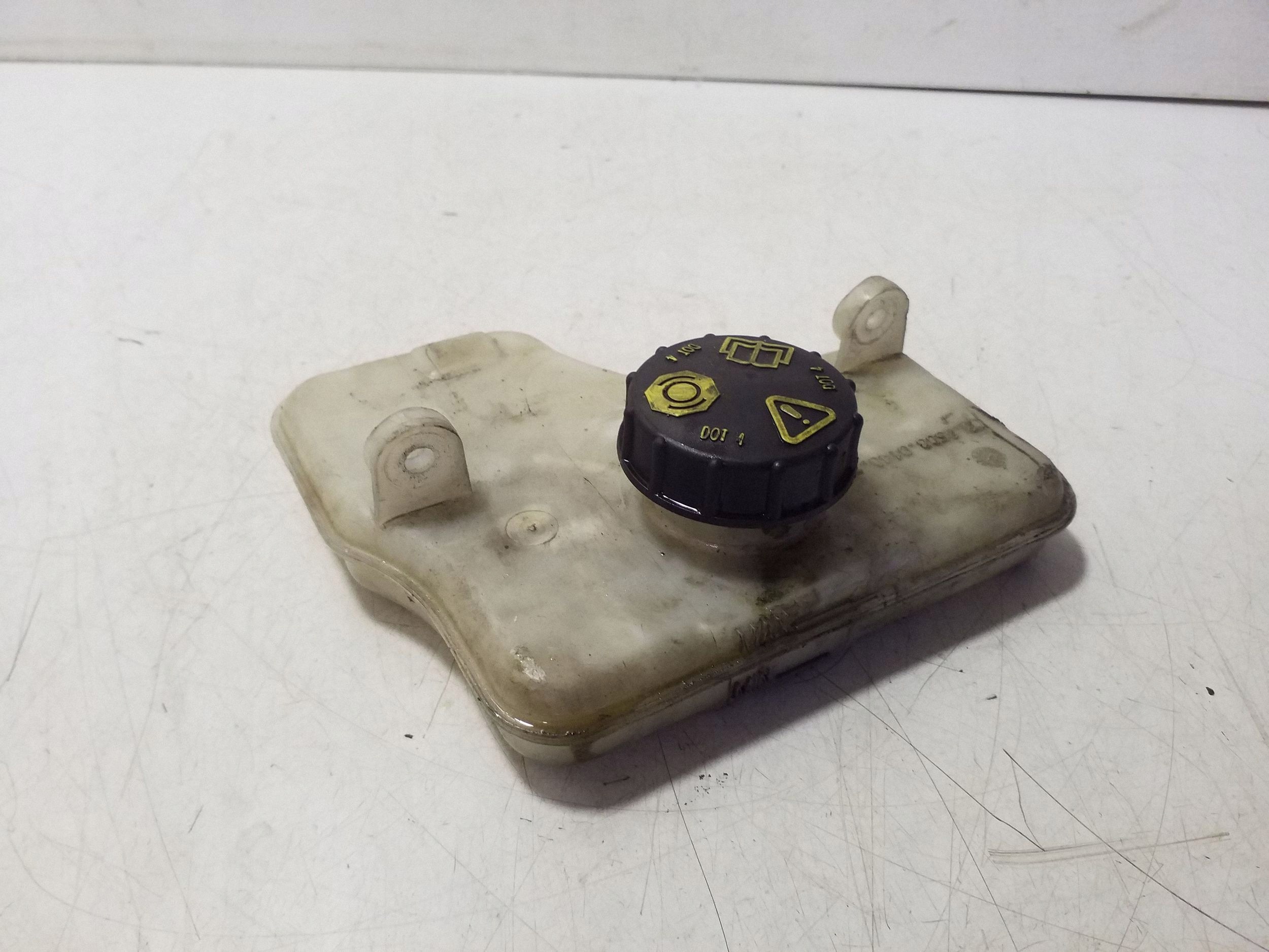 Jarru nestesäiliö S-MAX MK2 OEM A426K-2C246 image 4