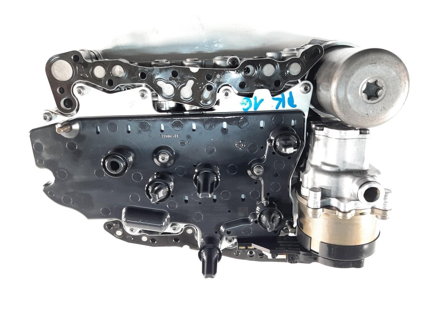 VW Golf VIII 1.5 TSI DSG Mechatronic 0DD325542C image 2