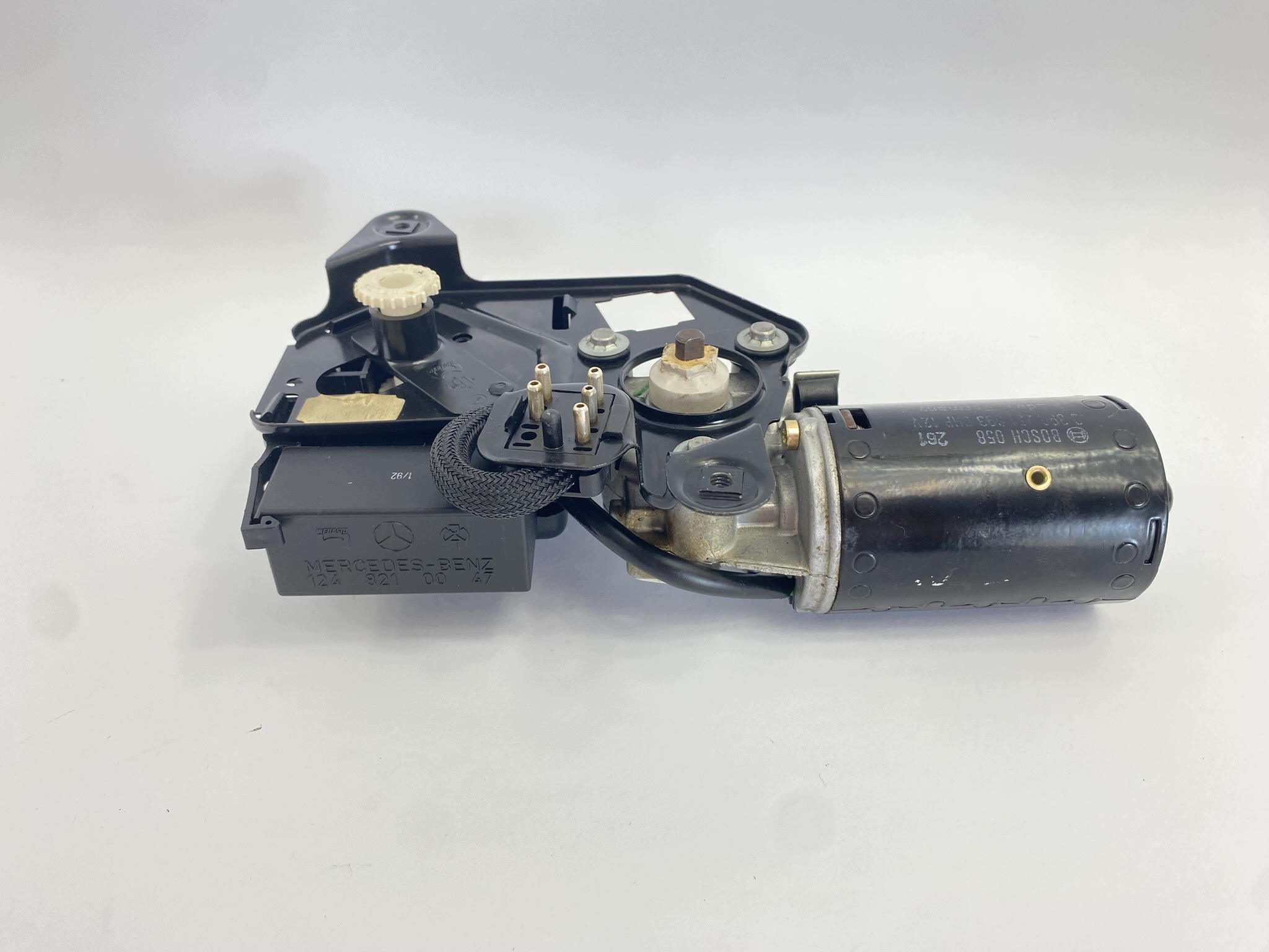 Moteur de toit ouvrant Mercedes 190 W201 image 7