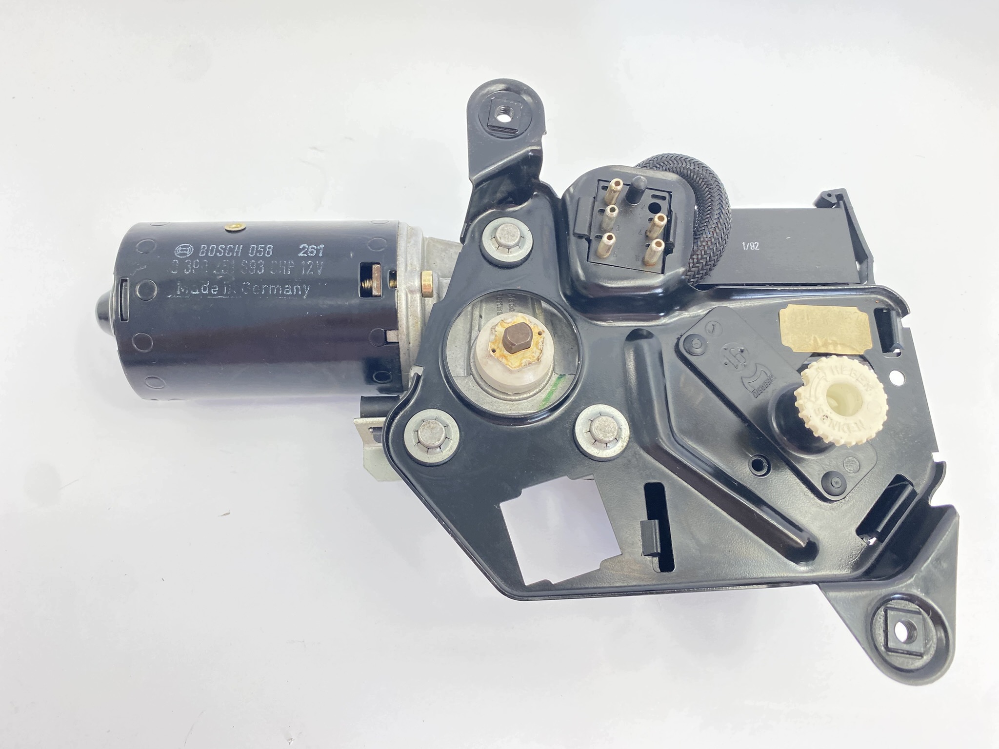 Moteur de toit ouvrant Mercedes 190 W201 image 10