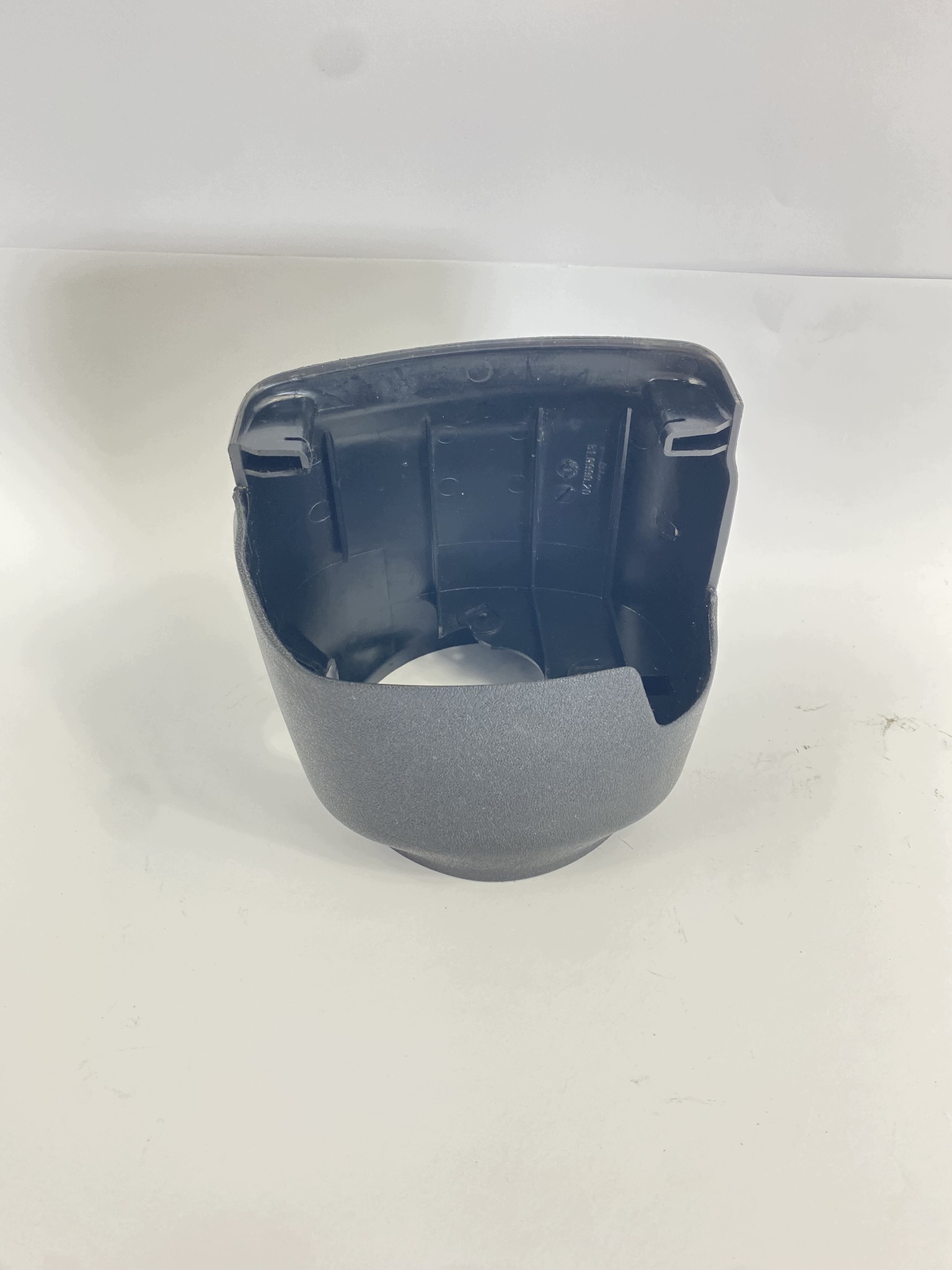 Ohjauspylvään kotelo Mercedes 190 W201 2014621523