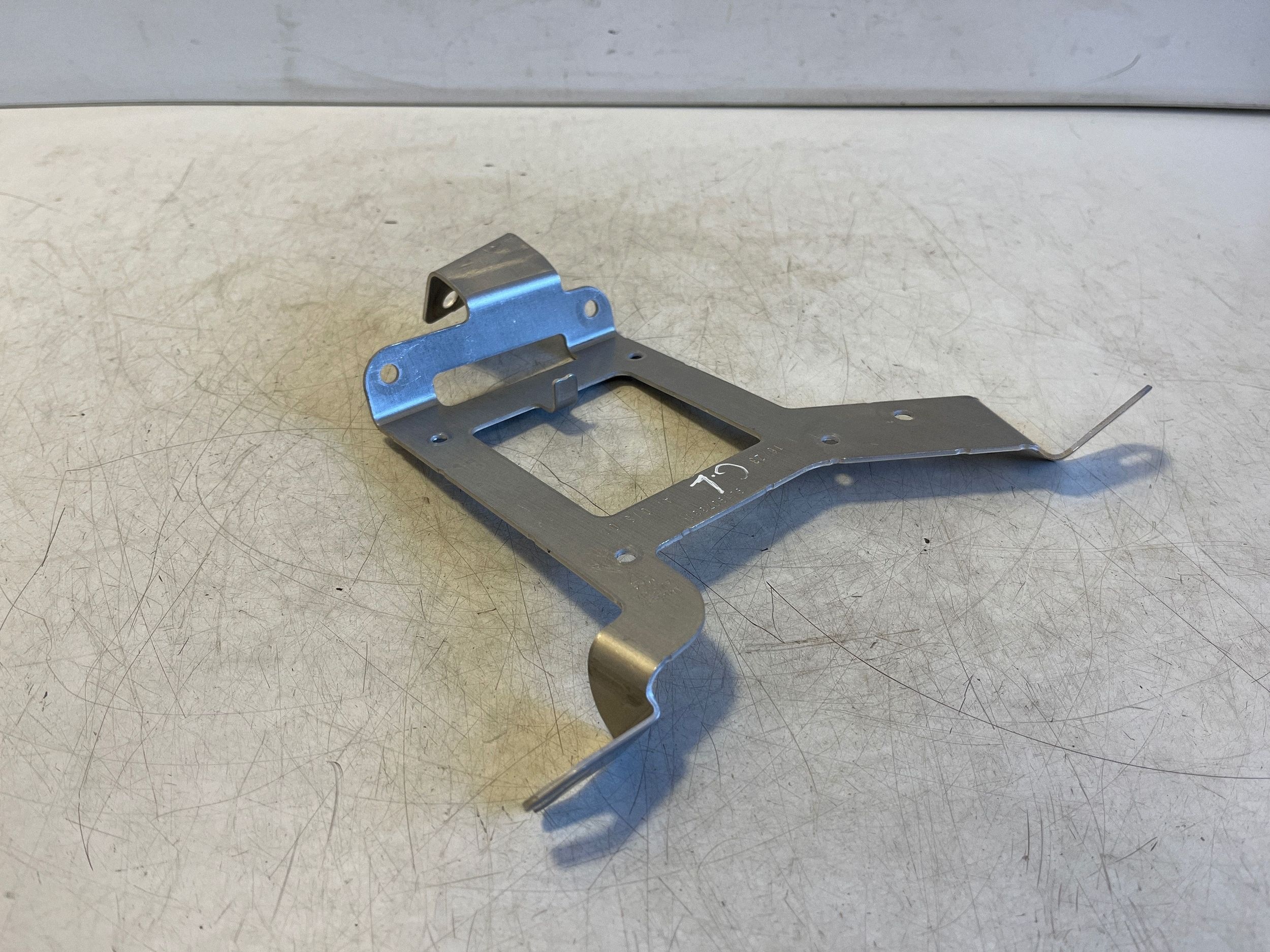 PORSCHE TAYCAN 9J1 OTHER INTERNAL PART 9J1907331 image 2