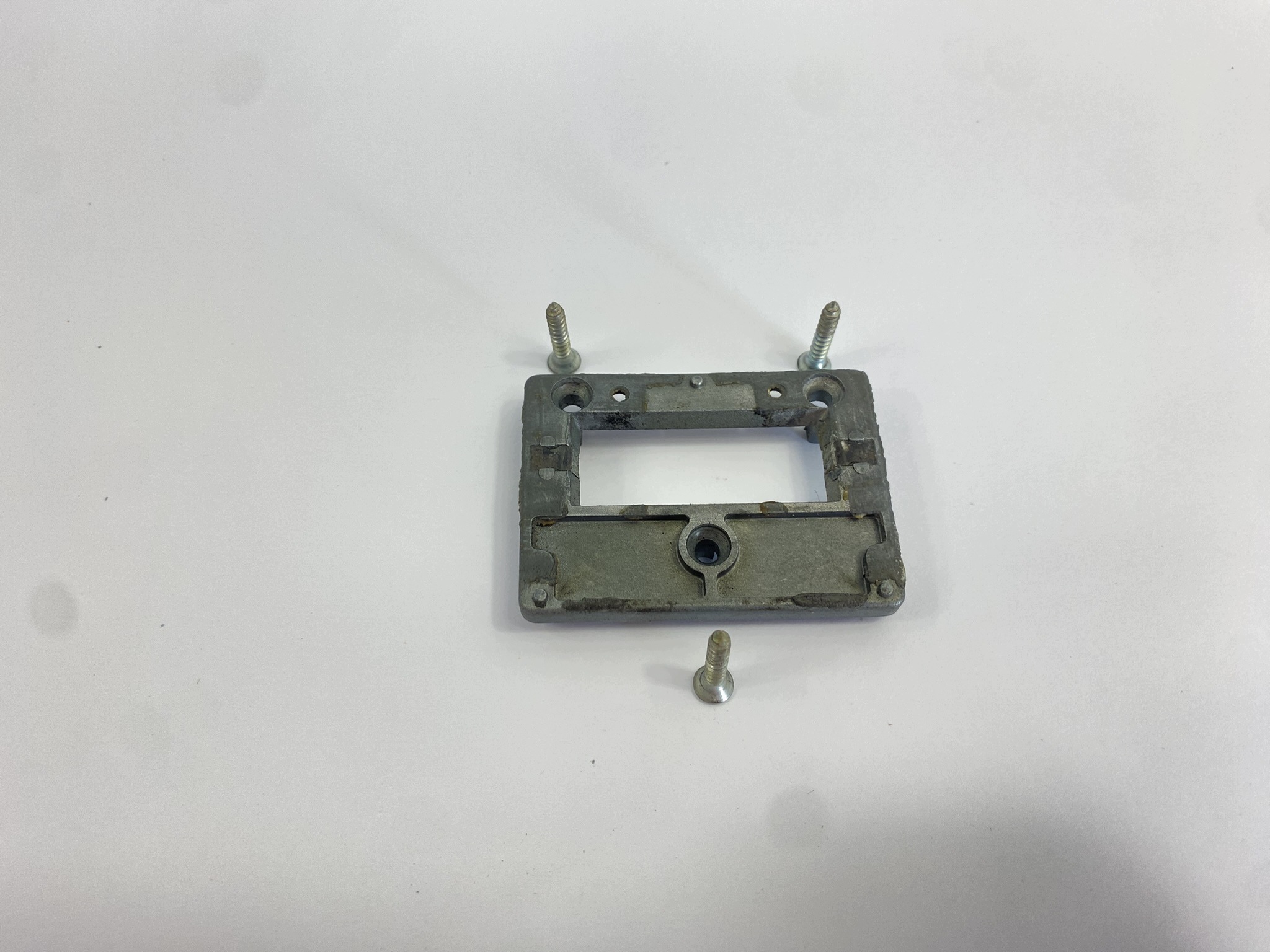 Peilin kiinnike Mercedes W124 W126 W201 190