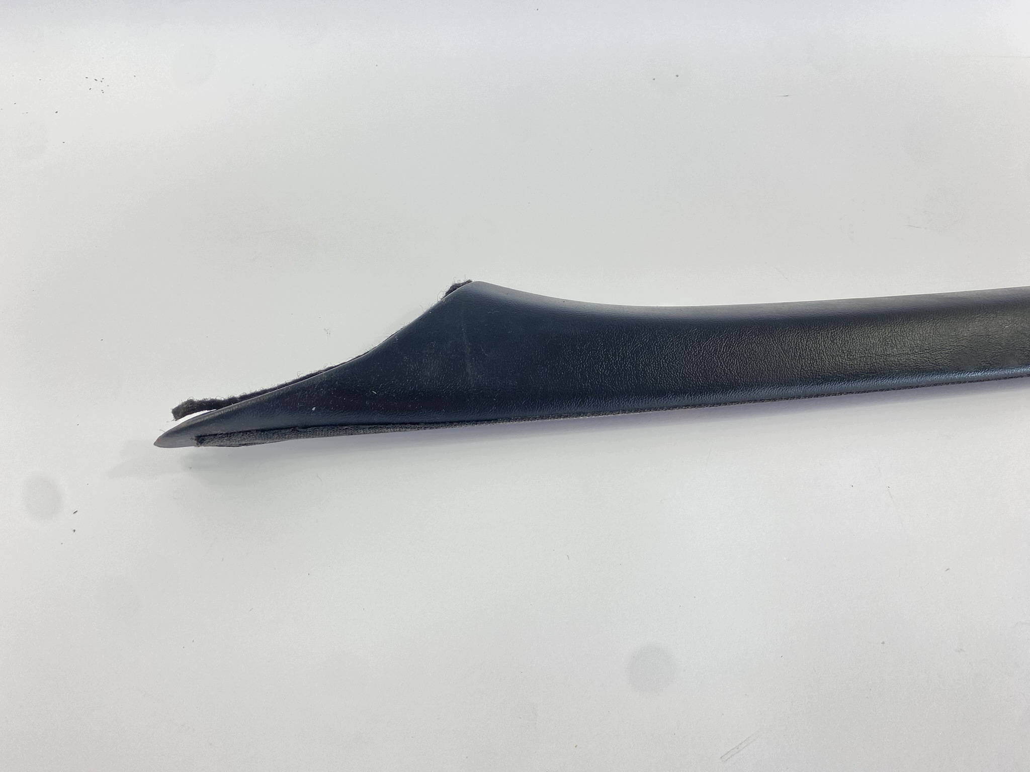 Cobertura Pilar A Esquerda Mercedes W201 190 OEM 2016921989 image 5