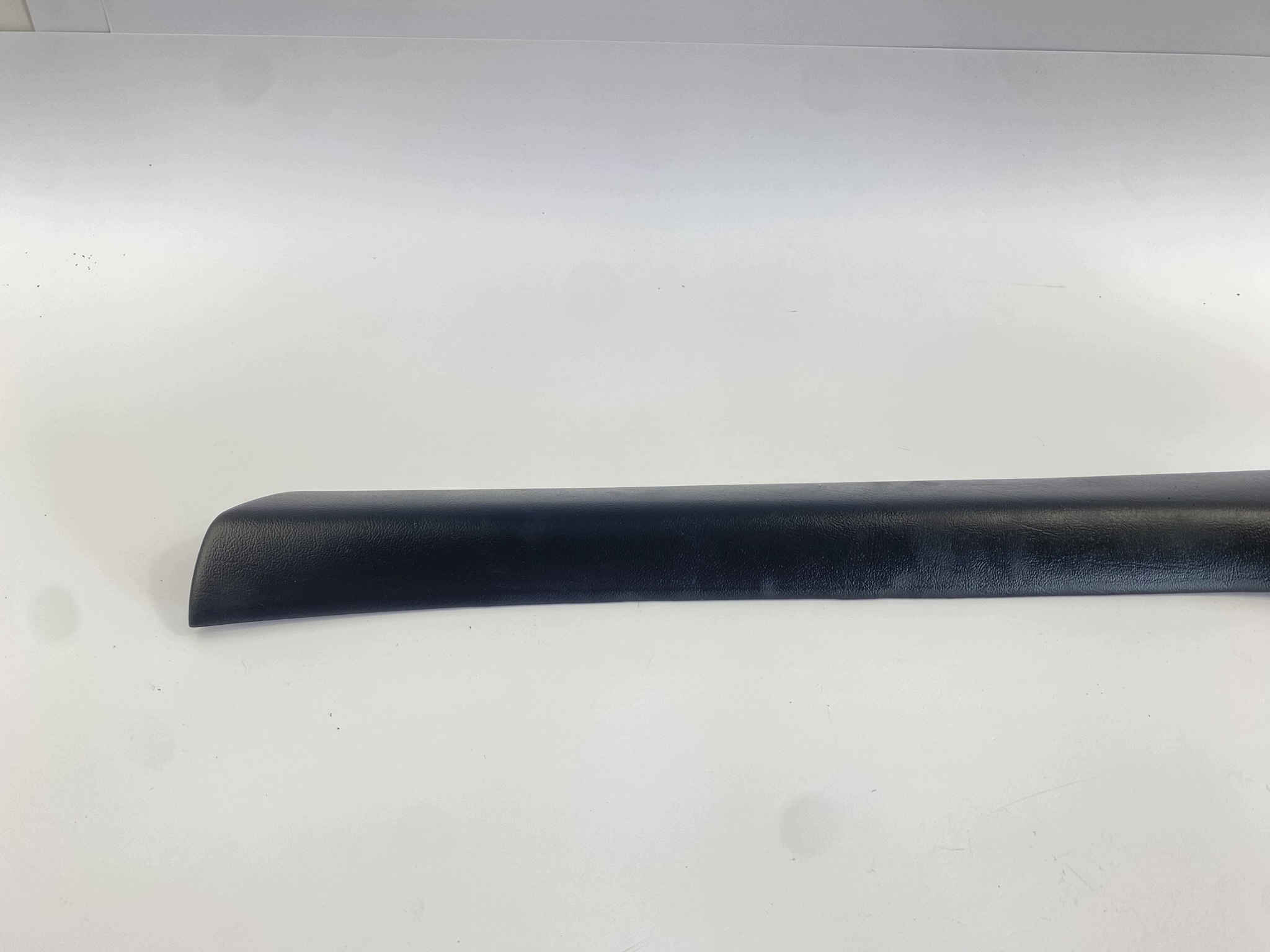 Cobertura Pilar A Esquerda Mercedes W201 190 OEM 2016921989 image 9