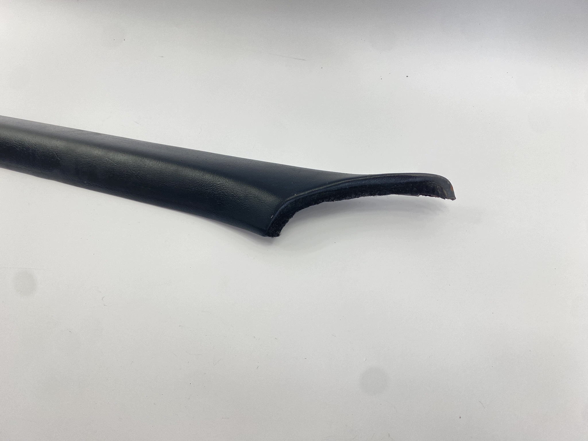 Cobertura Pilar A Esquerda Mercedes W201 190 OEM 2016921989 image 10