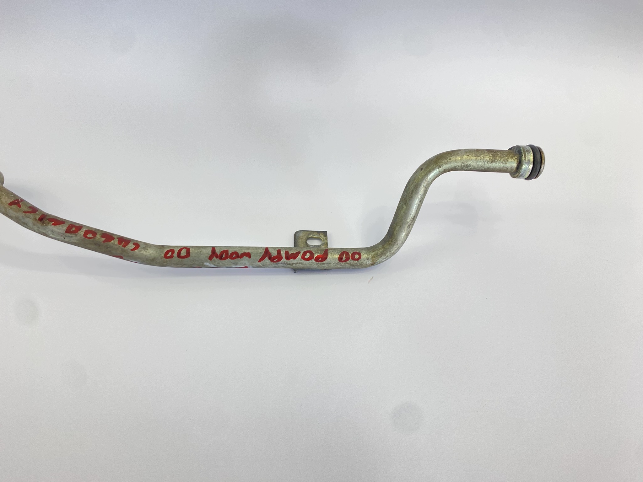 Wasserpumpenrohr zum Ölkühler Mercedes W124 M104 E280 E320 image 10