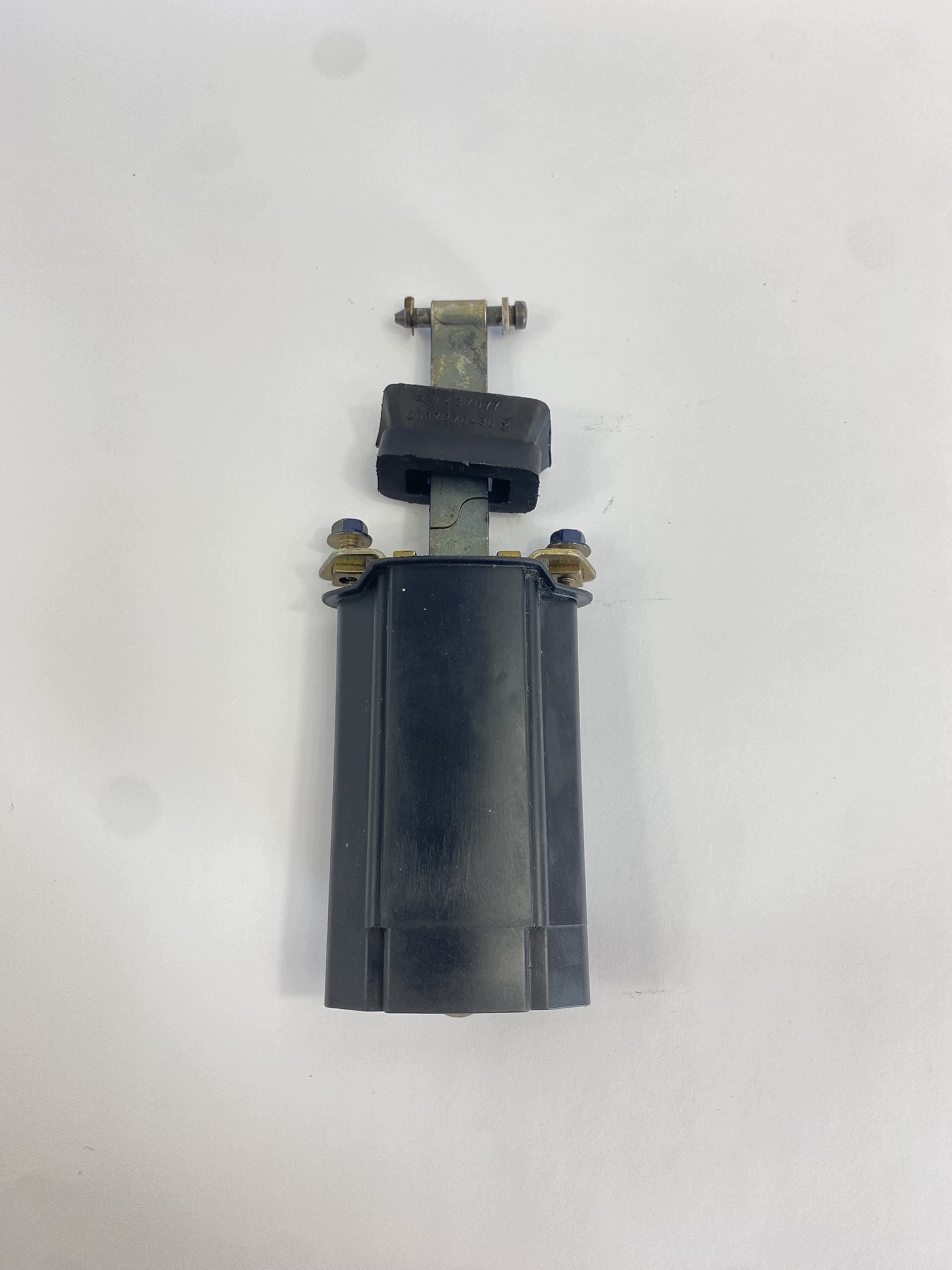 Türfeststeller Mercedes W124 W201 vorne/hinten OEM 2017270430 image 2