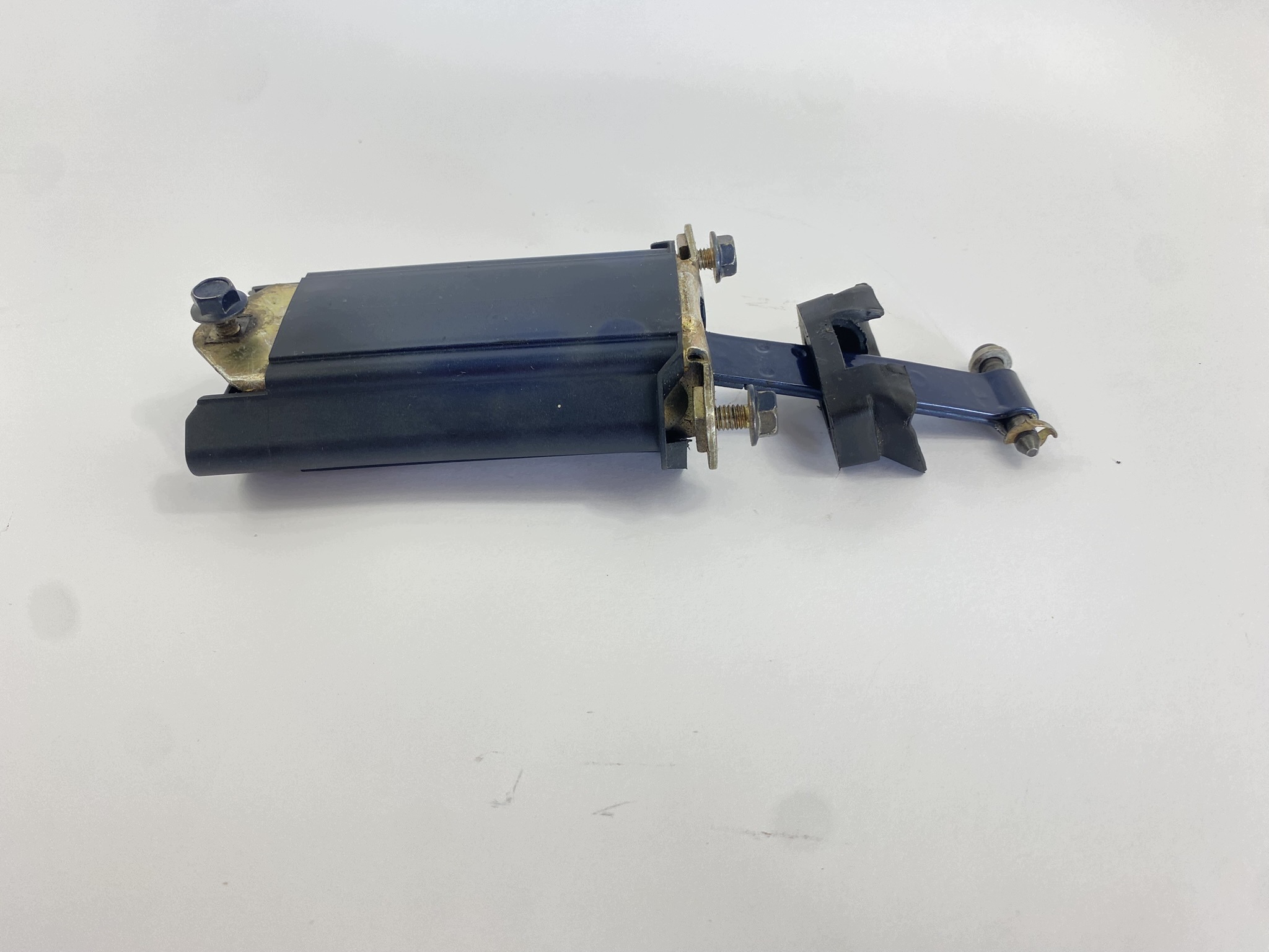 Türfeststeller Mercedes W124 W201 vorne/hinten OEM 2017270430 image 9