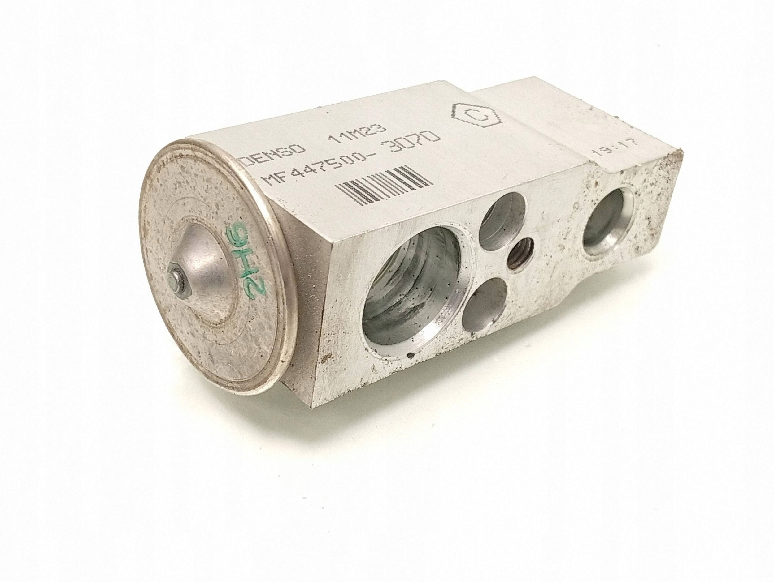 Toyota OE MF447500-3070 Expansionsventil image 2