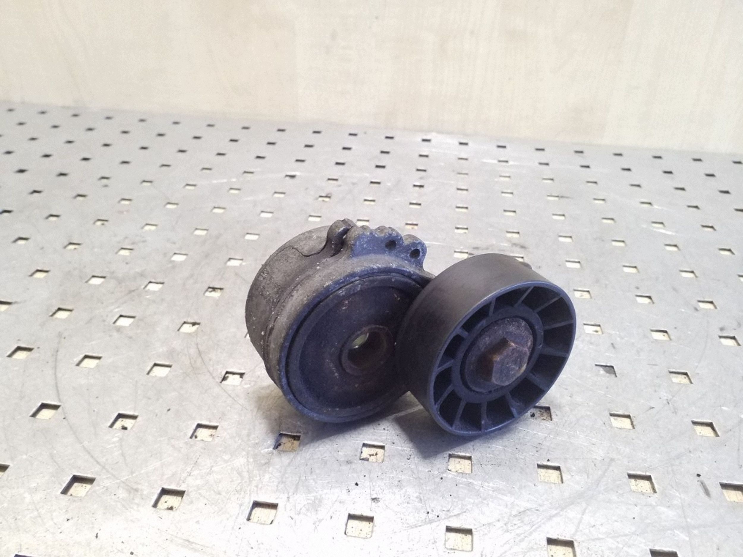 Ford Kuga I spanrol alternator VAL10576 image 2