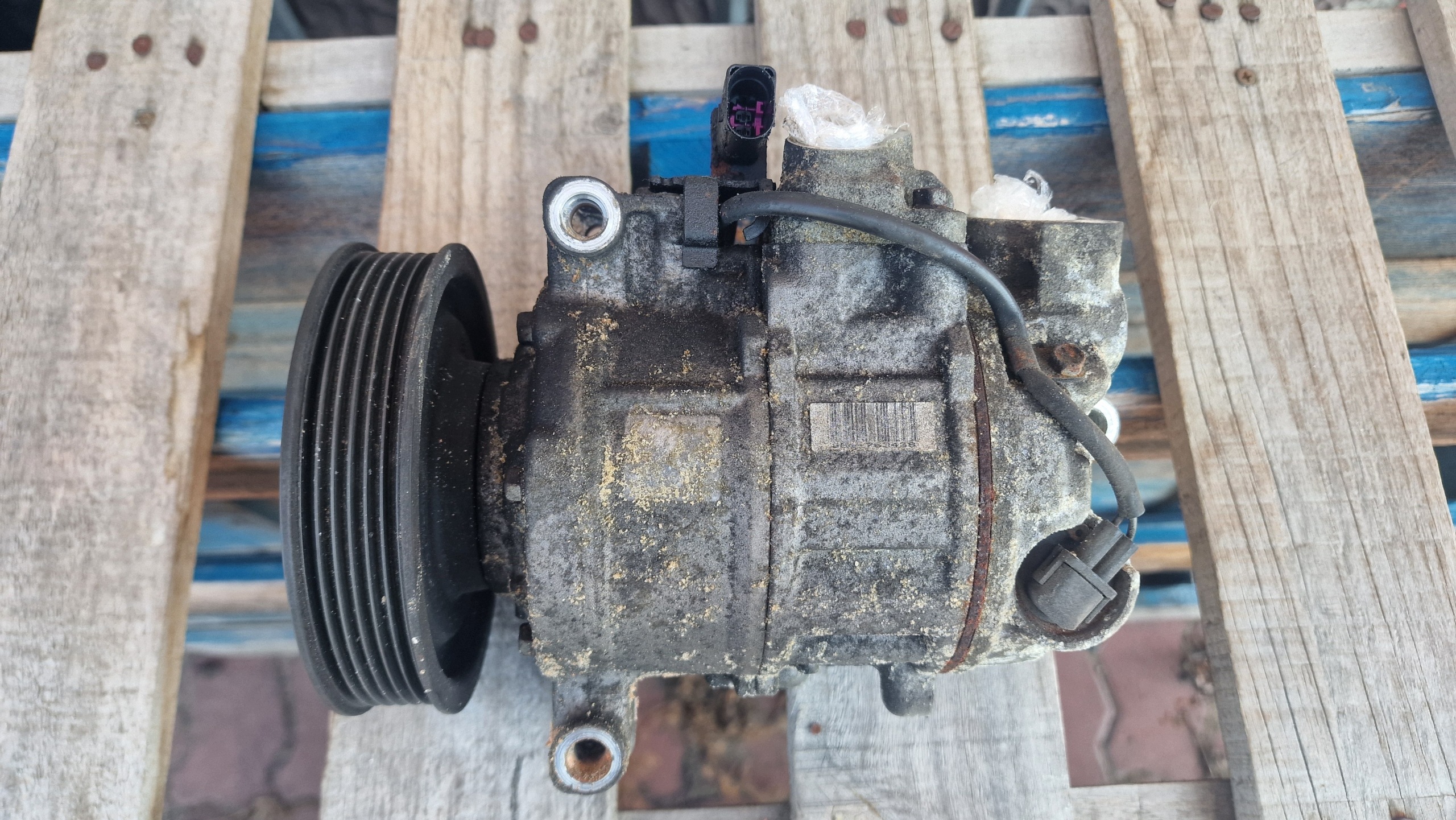 Audi A4 B8 A5 S5 AC Compressor 8K0260805K image 2