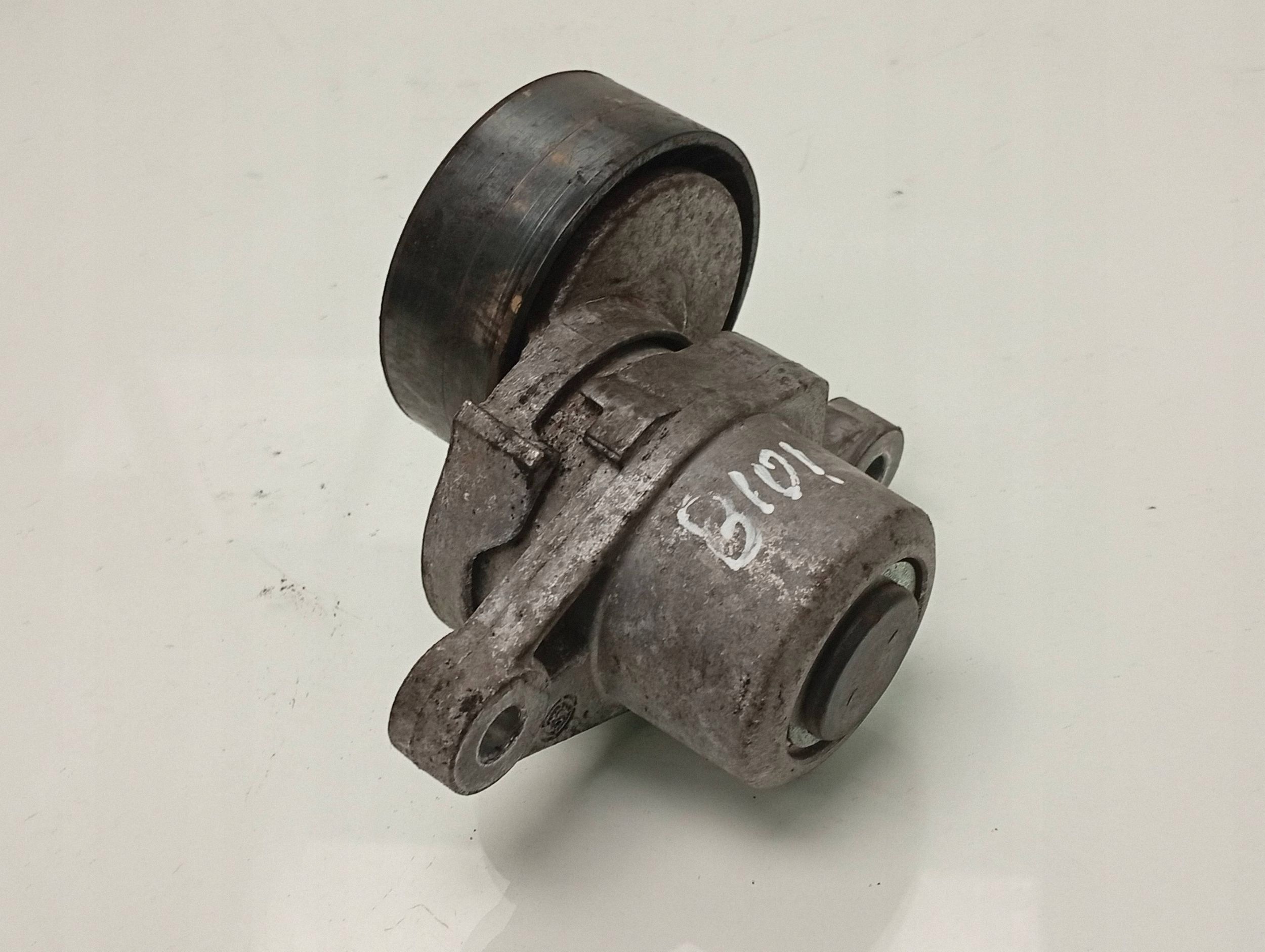 Citroen DS5 2012 Spännare generatorrem OEM 9803757480 image 3