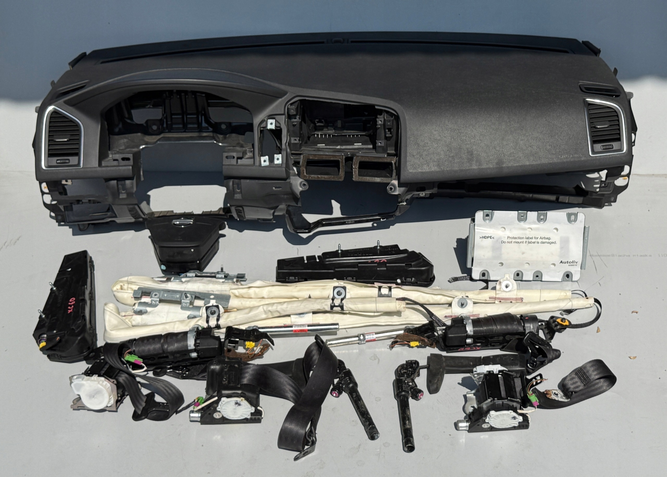 Volvo XC60 I Armaturenbrett Airbag Komplett OEM image 3