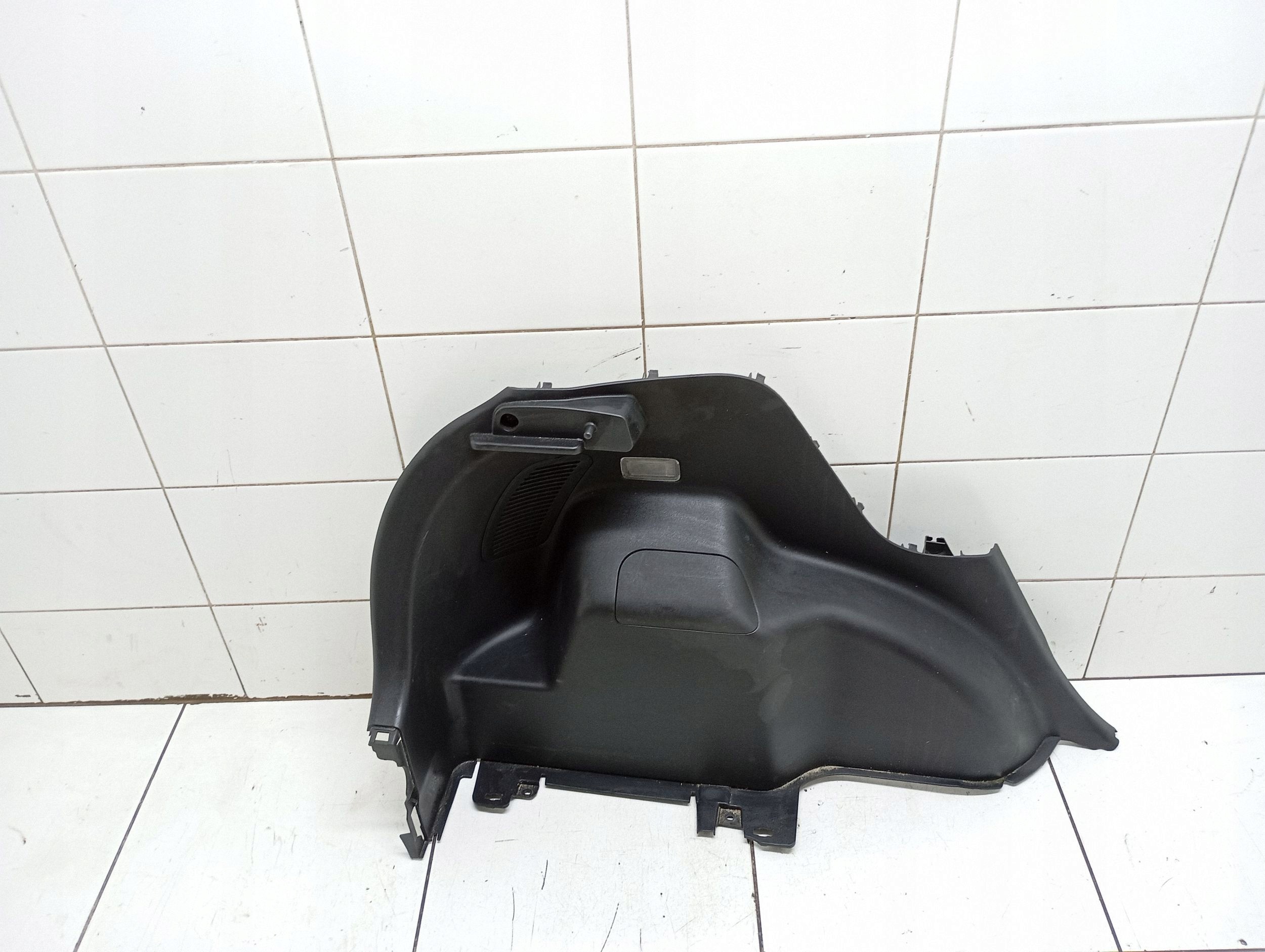Panel guantera Toyota Yaris 2011 6474052370 image 2