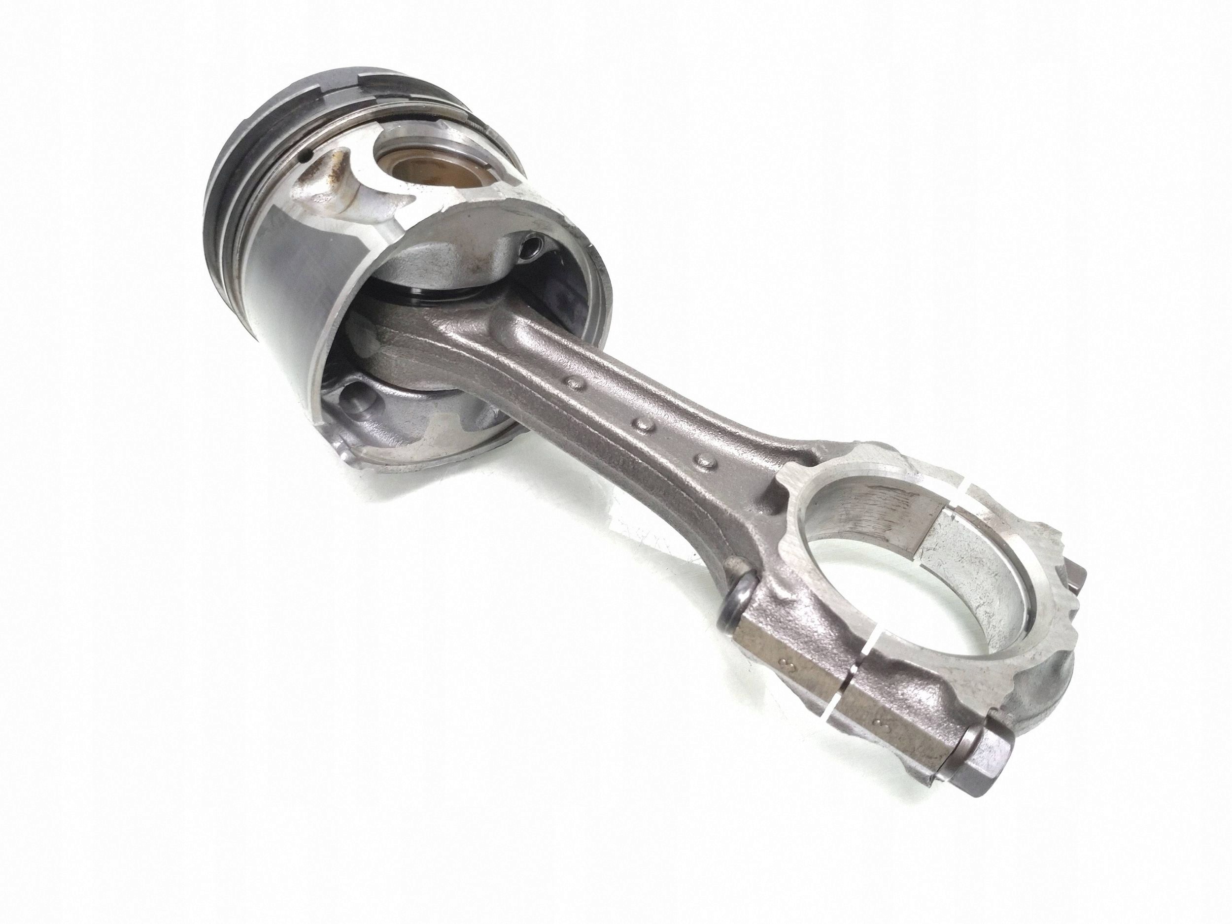 Pistón con biela Opel Astra J 2014 3g24b image 5