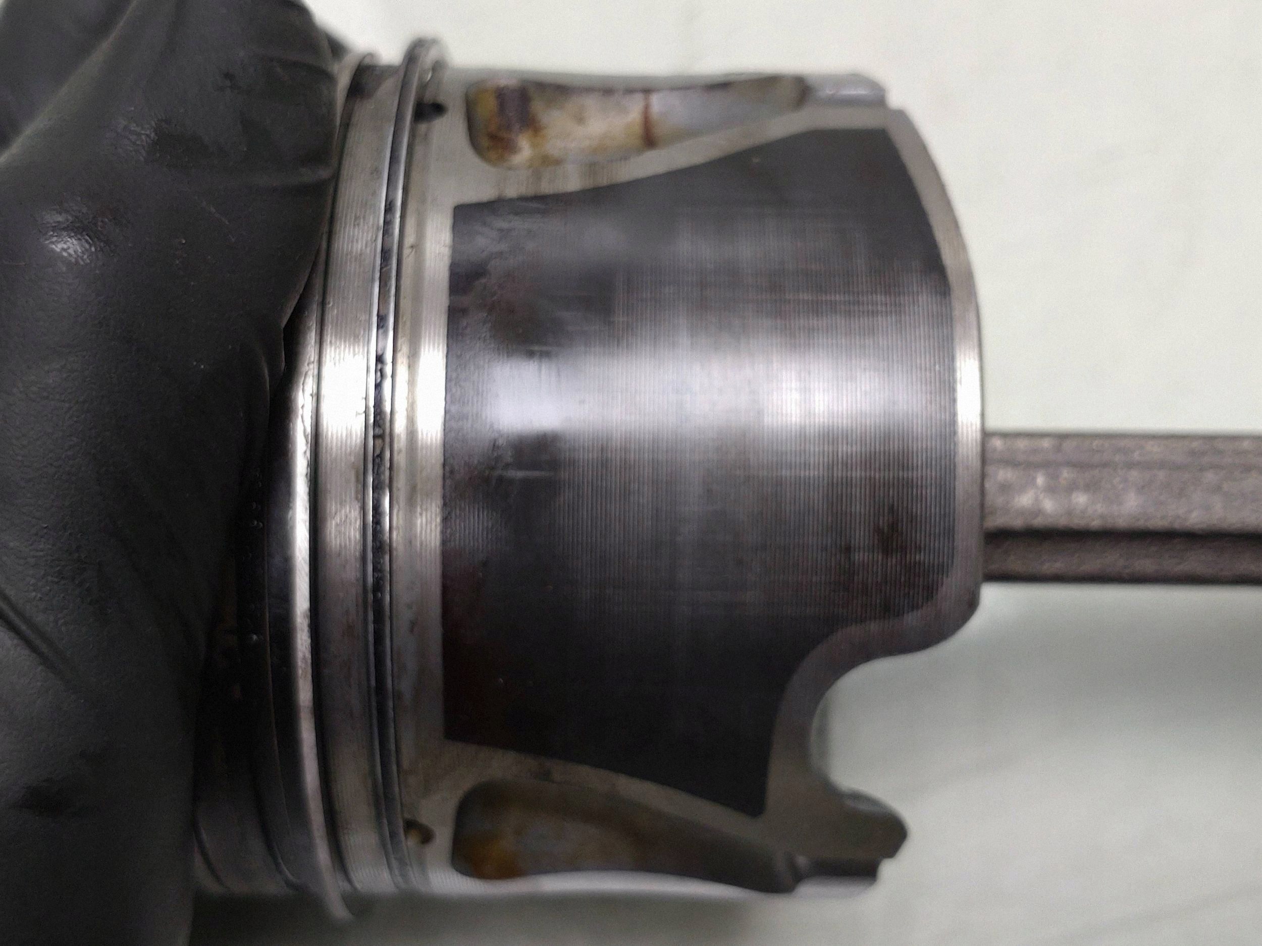 Pistón con biela Opel Astra J 2014 3g24b image 6