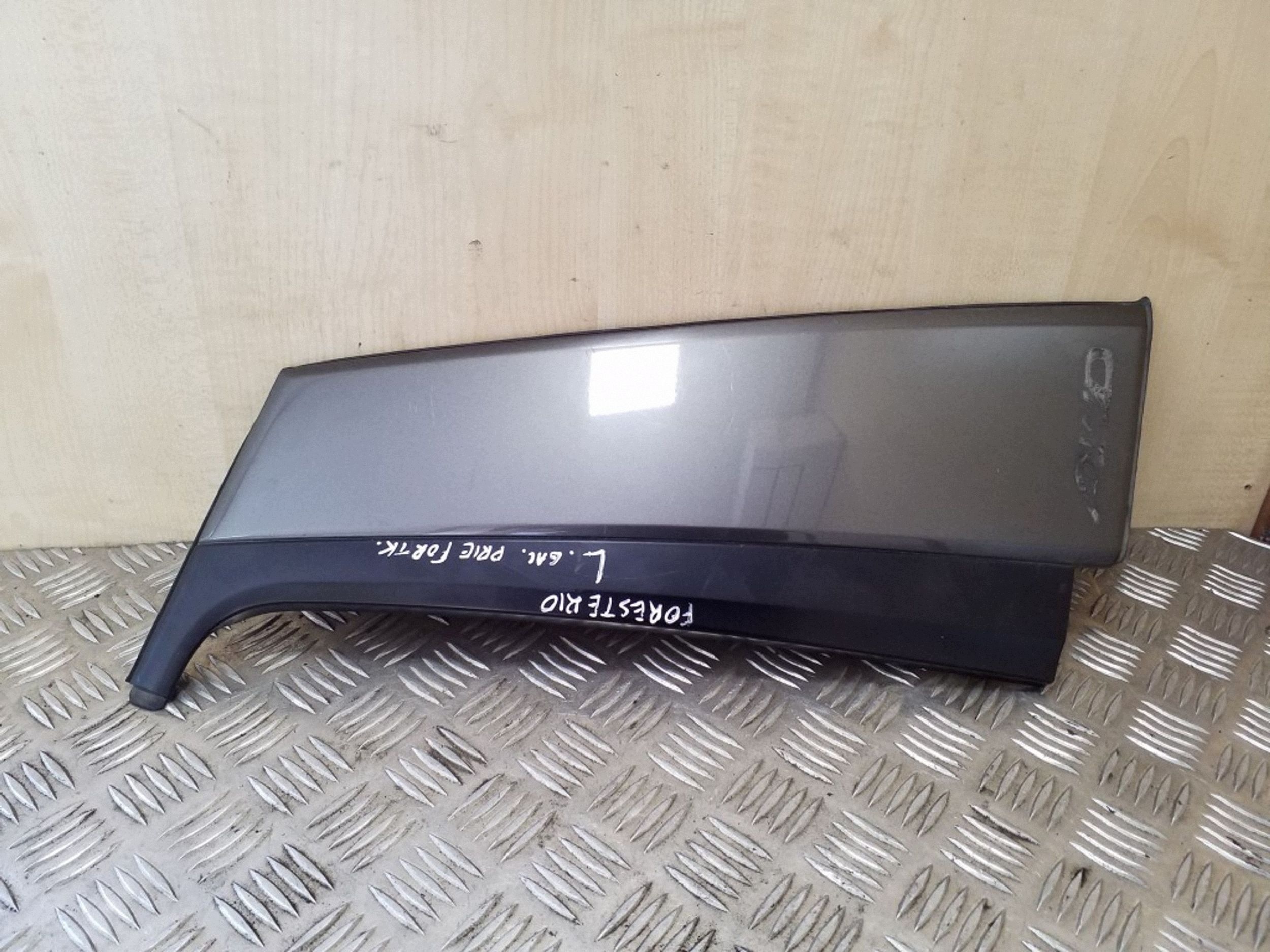 Subaru Forester SG Left Body Part OEM VAL32049 Used