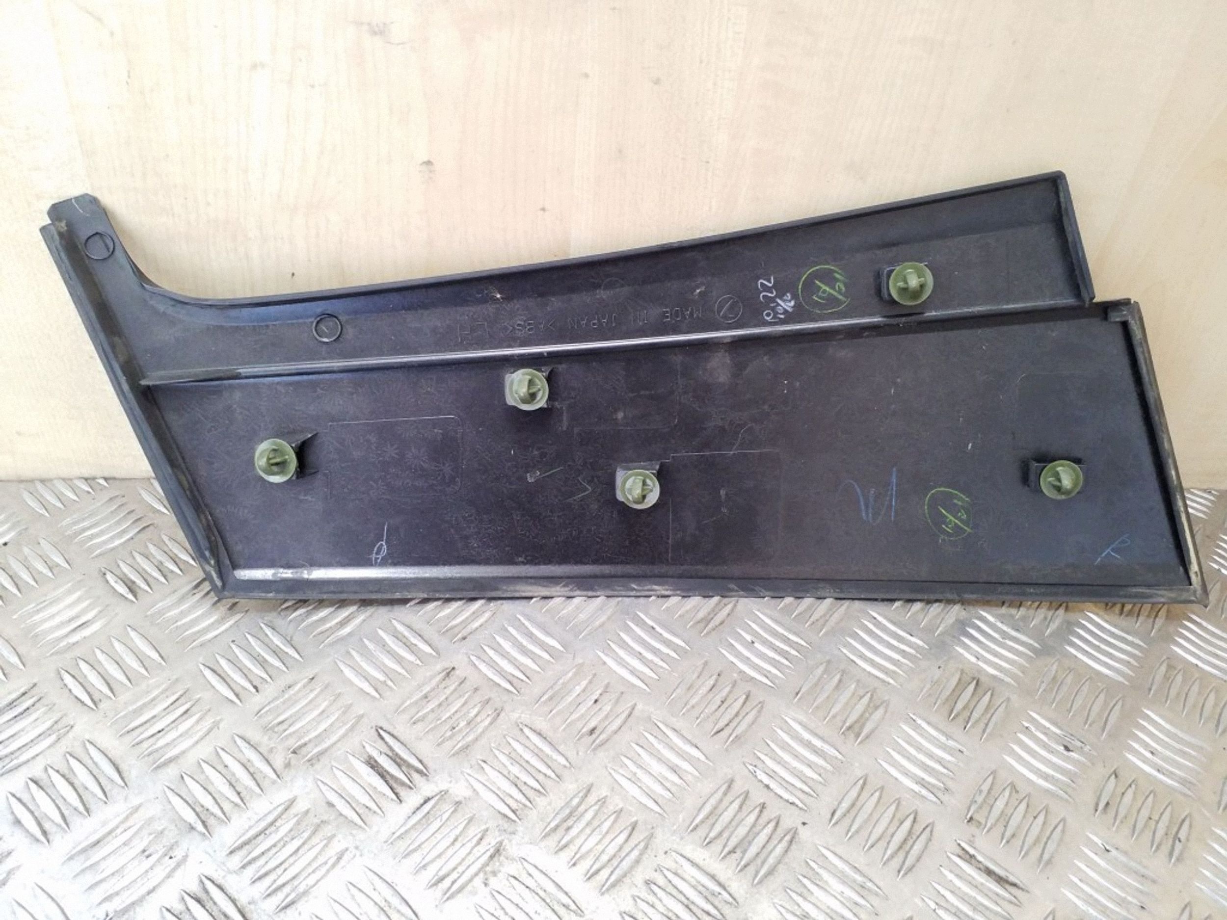 Subaru Forester SG Left Body Part OEM VAL32049 Used