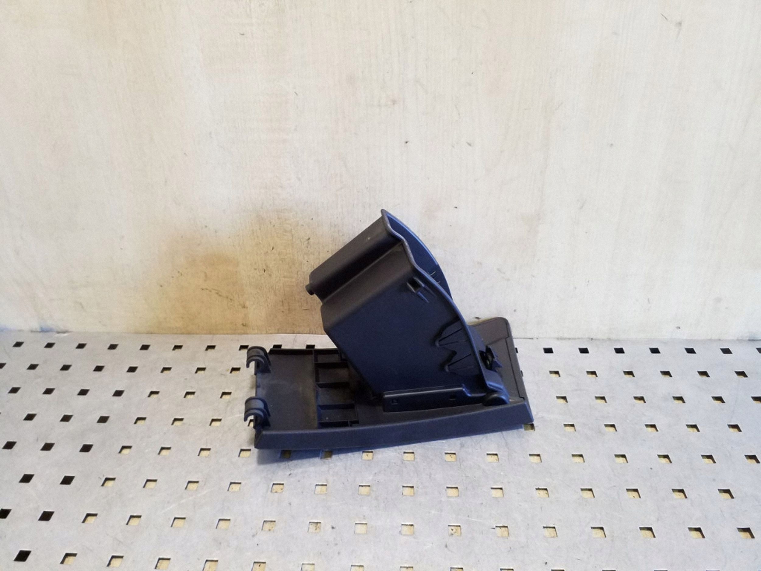 Schowek Ford Focus IV BM51A46441 image 3
