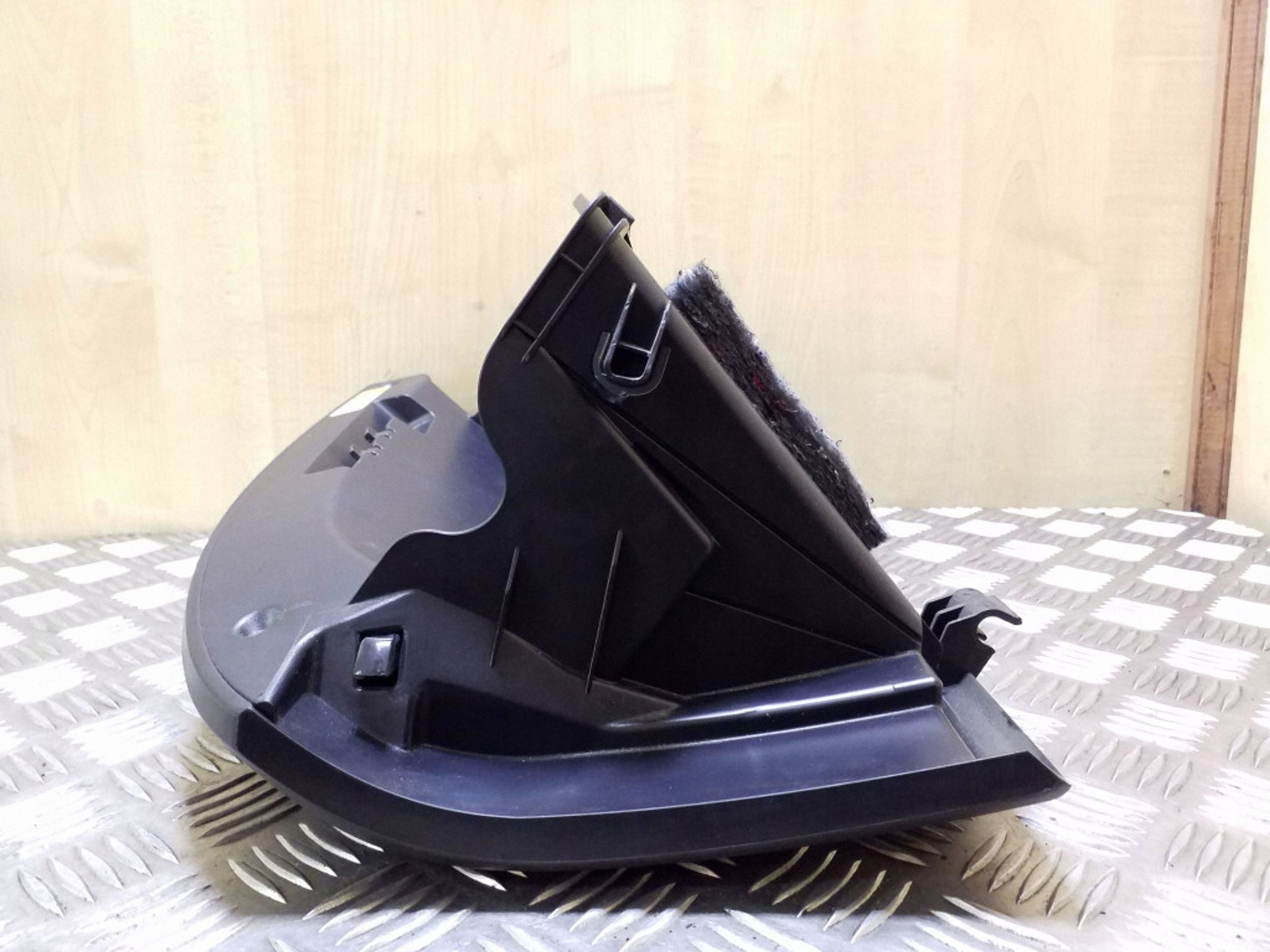 Peugeot 4007 lock till handskfack 8006A021 image 7